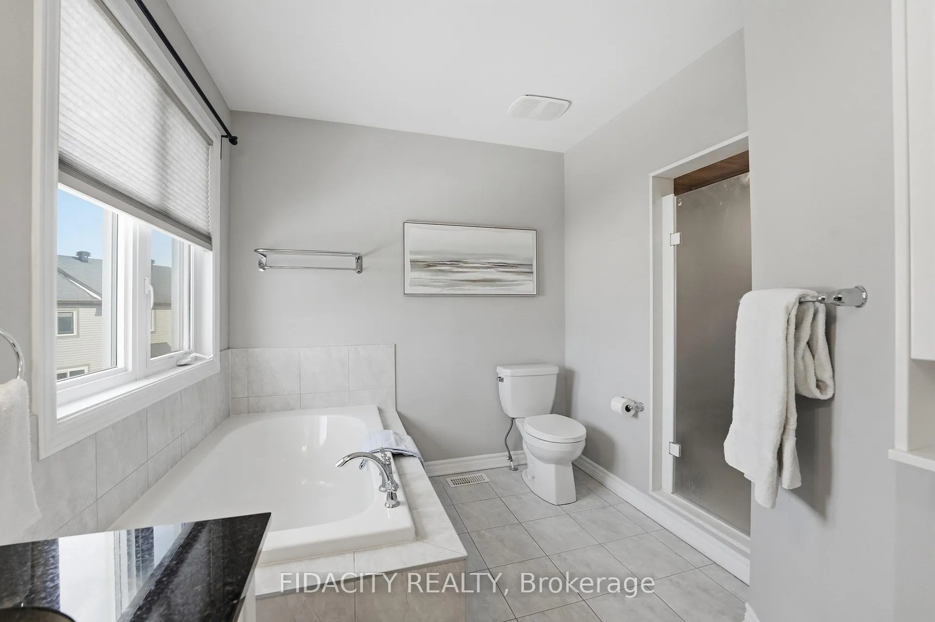 Photo 24 of 16 Sweetbay Circle, Ottawa, Stittsville (North) — HOMEH