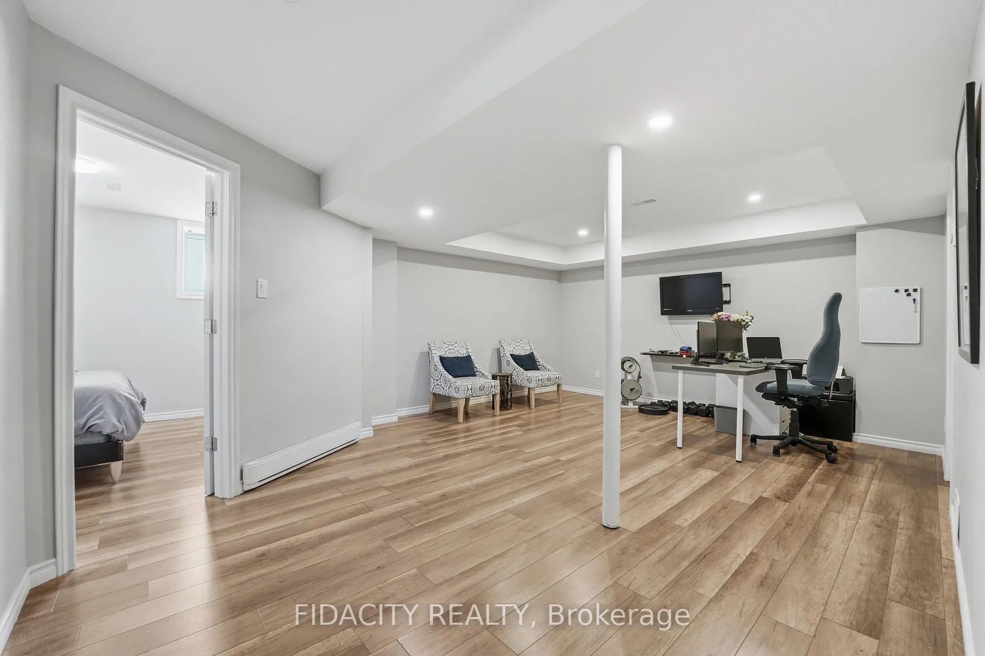 Photo 31 of 16 Sweetbay Circle, Ottawa, Stittsville (North) — HOMEH
