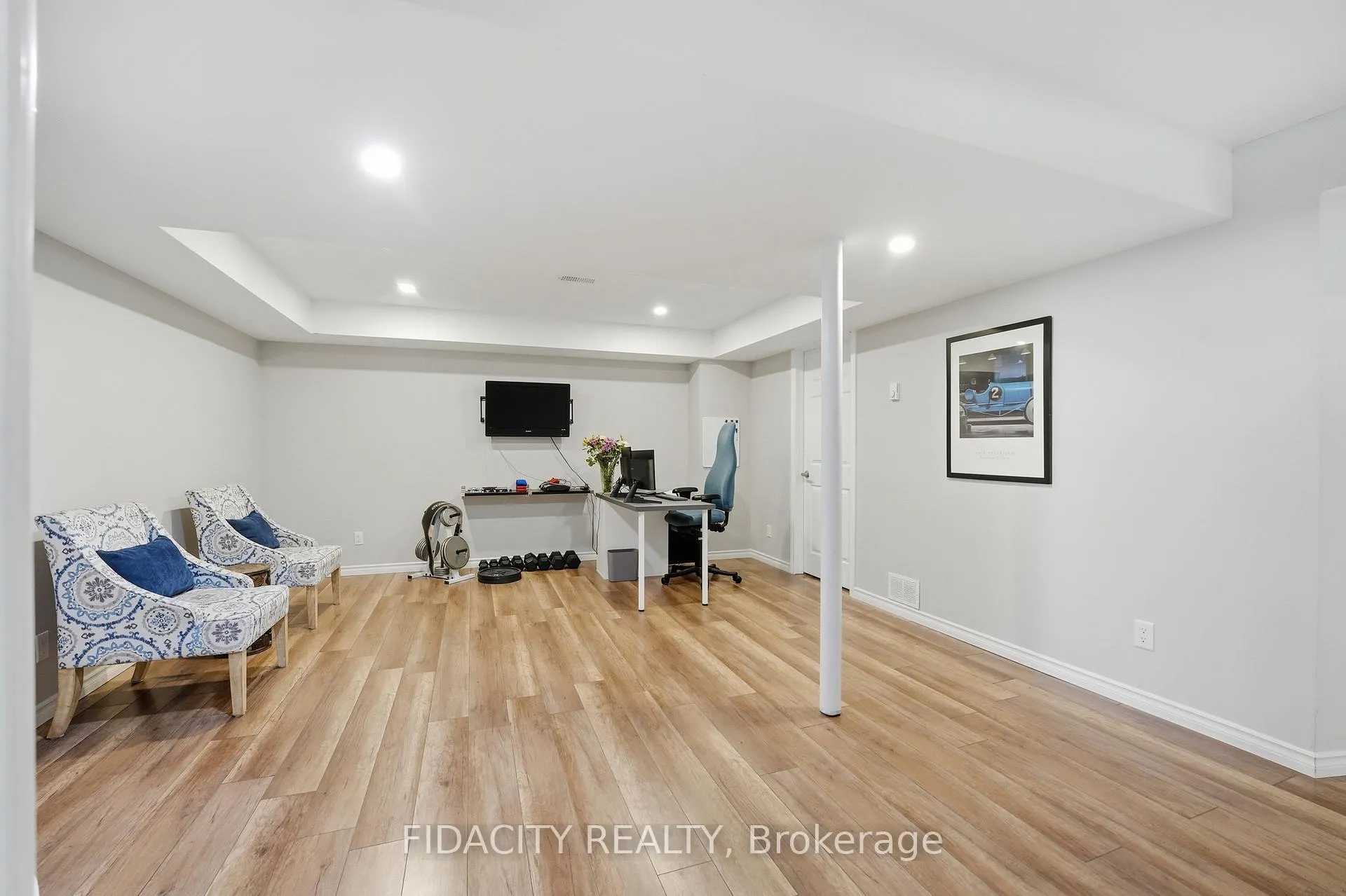 Photo 32 of 16 Sweetbay Circle, Ottawa, Stittsville (North) — HOMEH