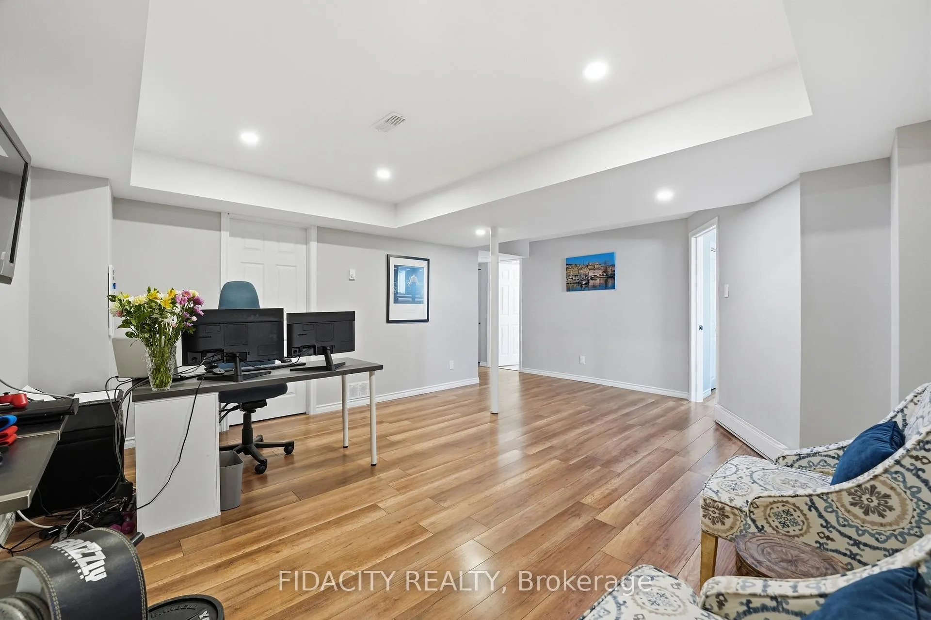 Photo 33 of 16 Sweetbay Circle, Ottawa, Stittsville (North) — HOMEH