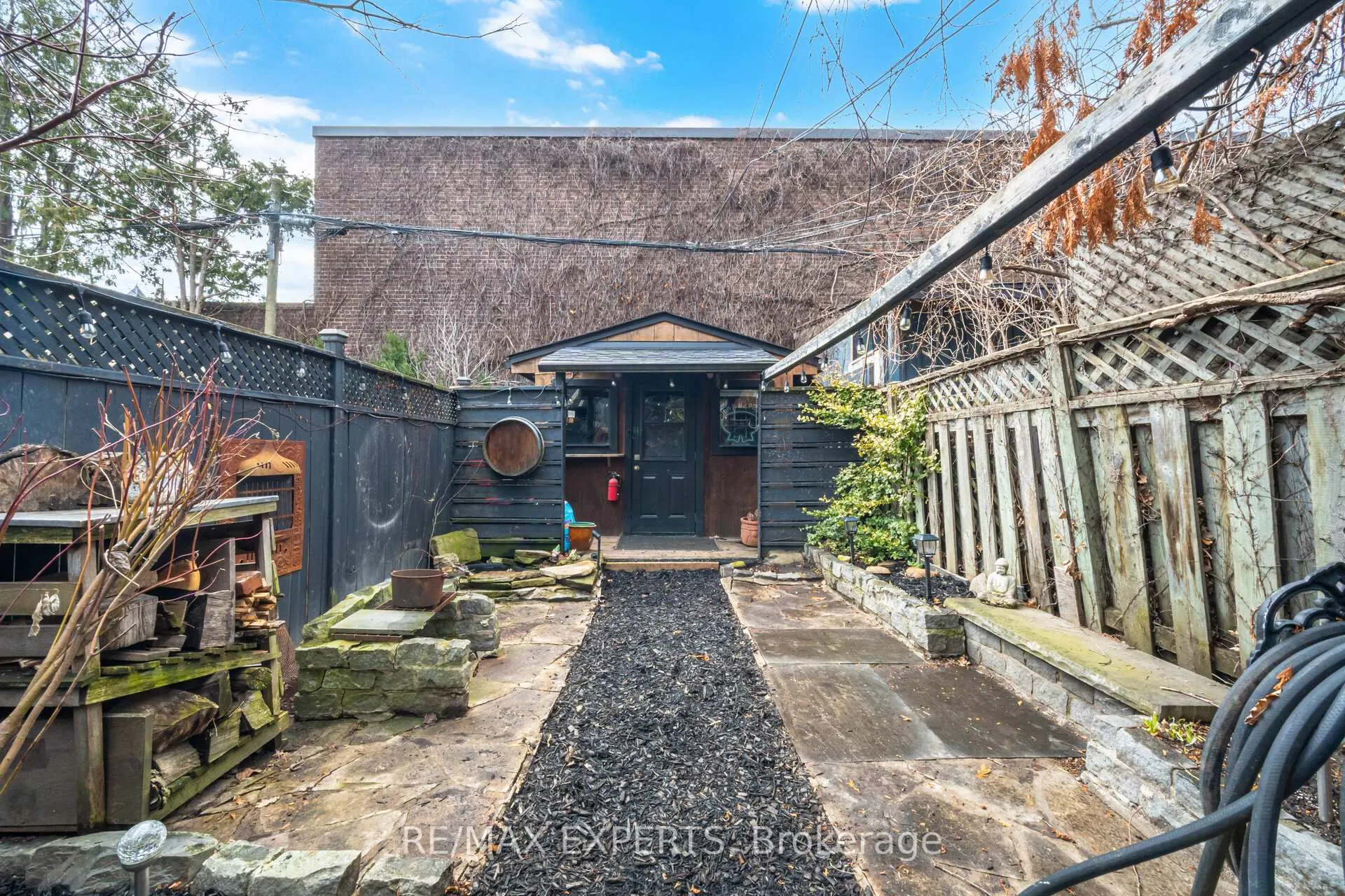 Photo 18 of 34 Grant Street, Toronto, South Riverdale — HOMEH