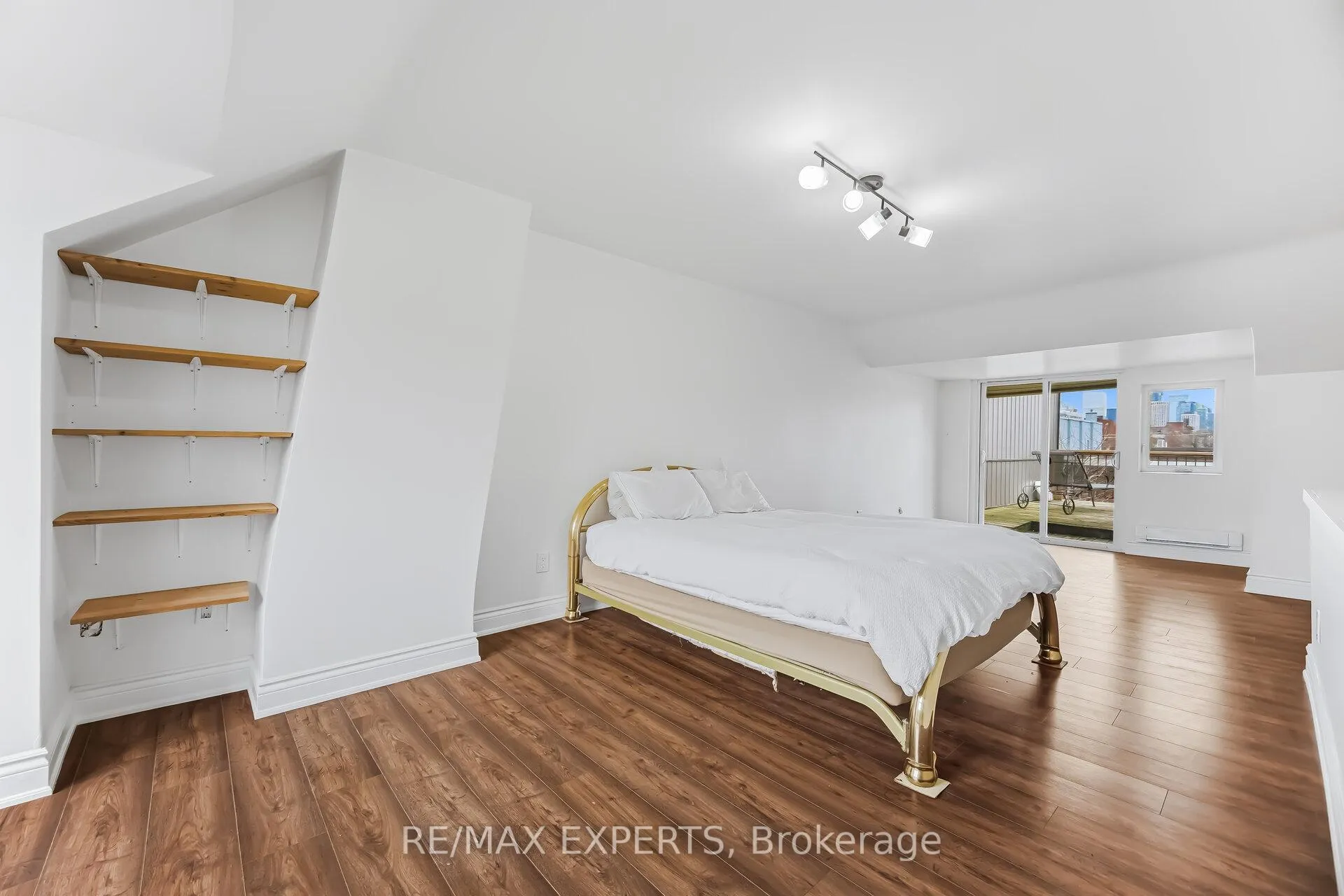 Photo 29 of 34 Grant Street, Toronto, South Riverdale — HOMEH
