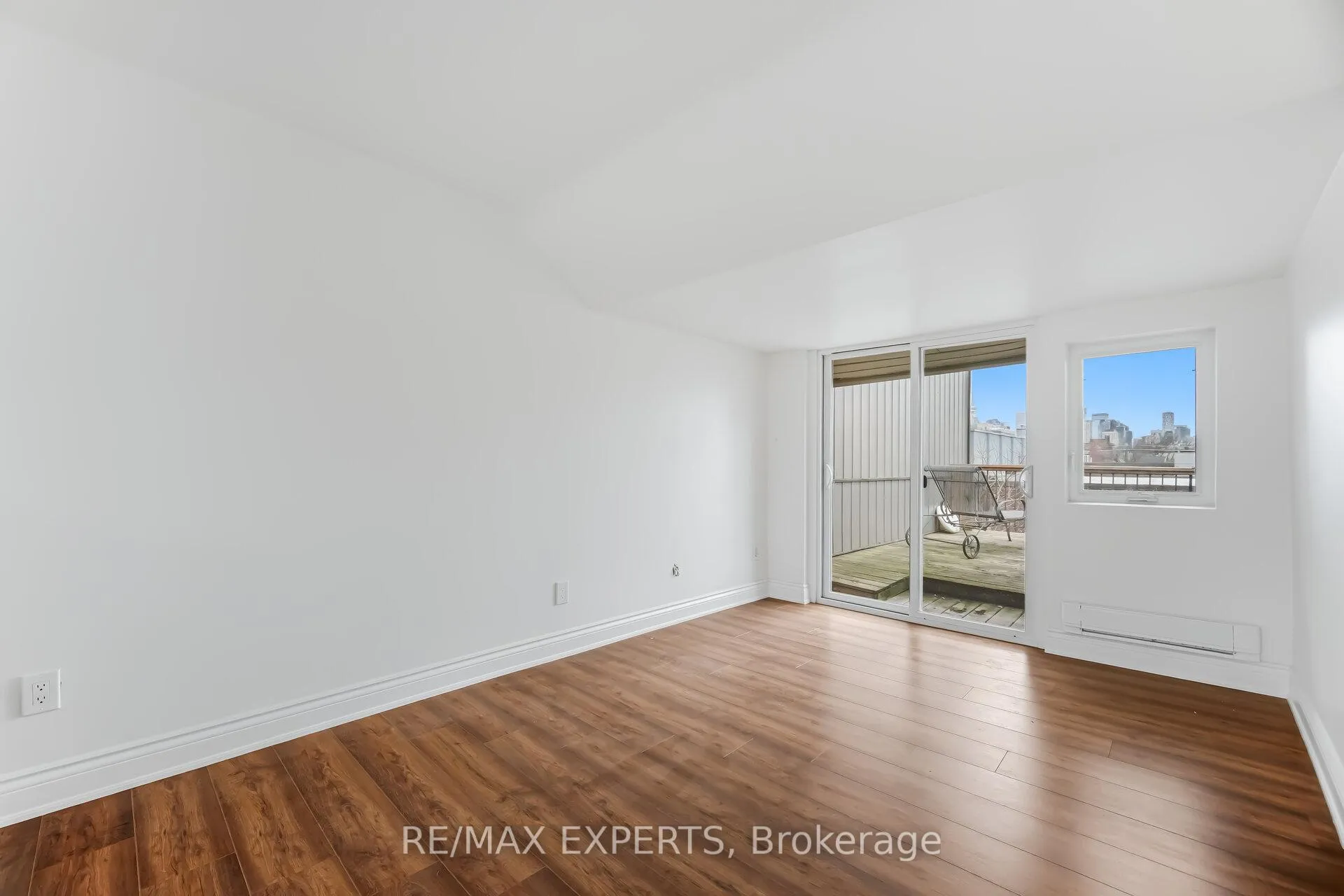 Photo 31 of 34 Grant Street, Toronto, South Riverdale — HOMEH