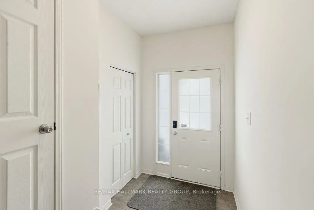 Photo 2 of 79 Chesapeake Crescent, Ottawa, Barrhaven - Cedargrove/Fraserdale — HOMEH