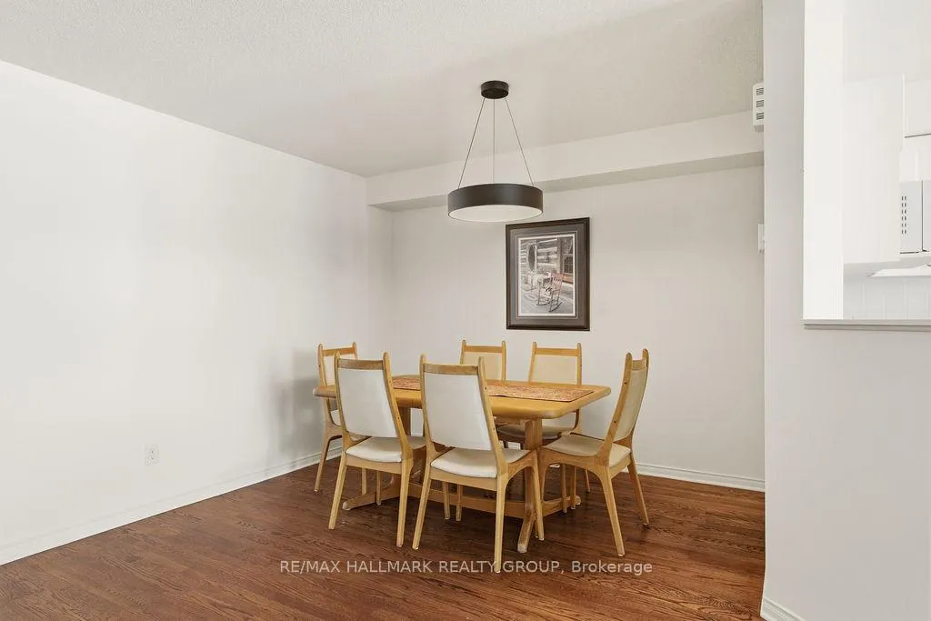 Photo 6 of 79 Chesapeake Crescent, Ottawa, Barrhaven - Cedargrove/Fraserdale — HOMEH