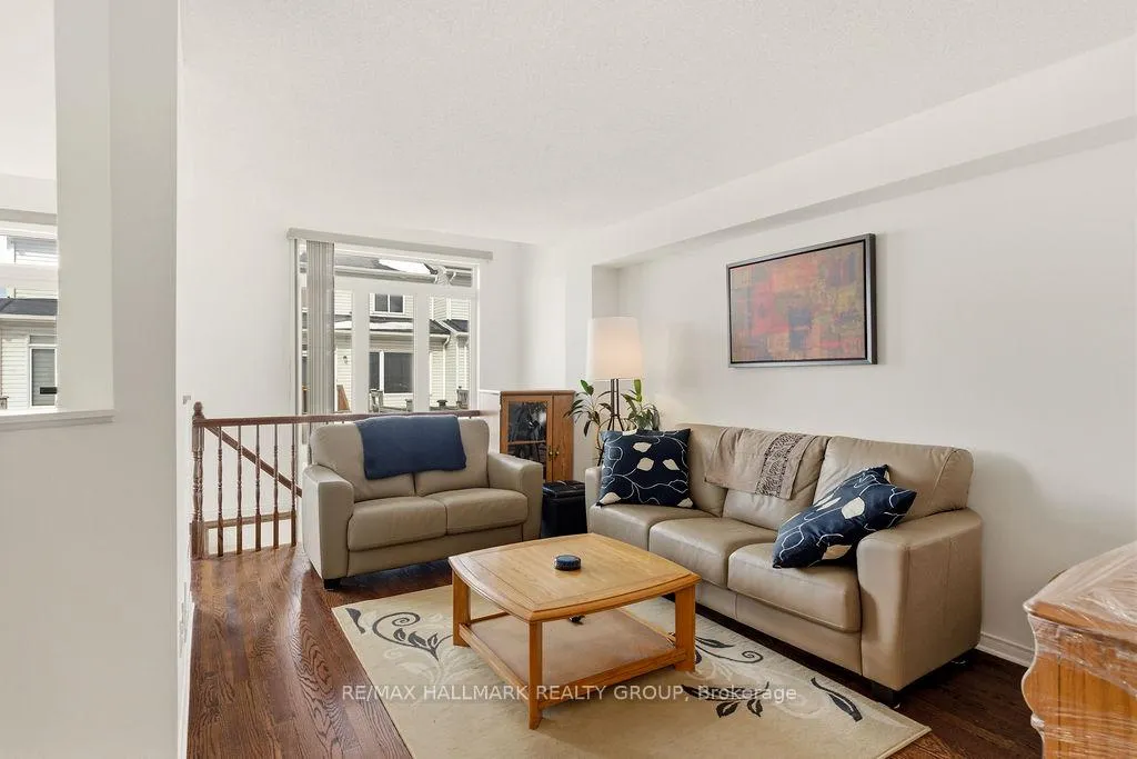 Photo 8 of 79 Chesapeake Crescent, Ottawa, Barrhaven - Cedargrove/Fraserdale — HOMEH