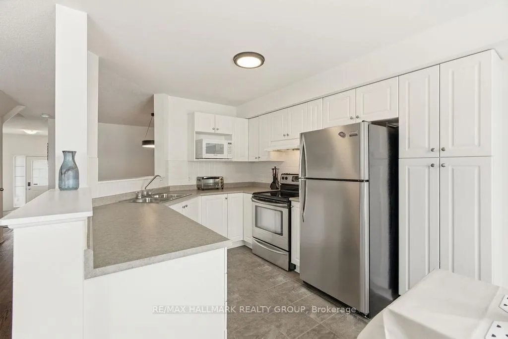 Photo 11 of 79 Chesapeake Crescent, Ottawa, Barrhaven - Cedargrove/Fraserdale — HOMEH