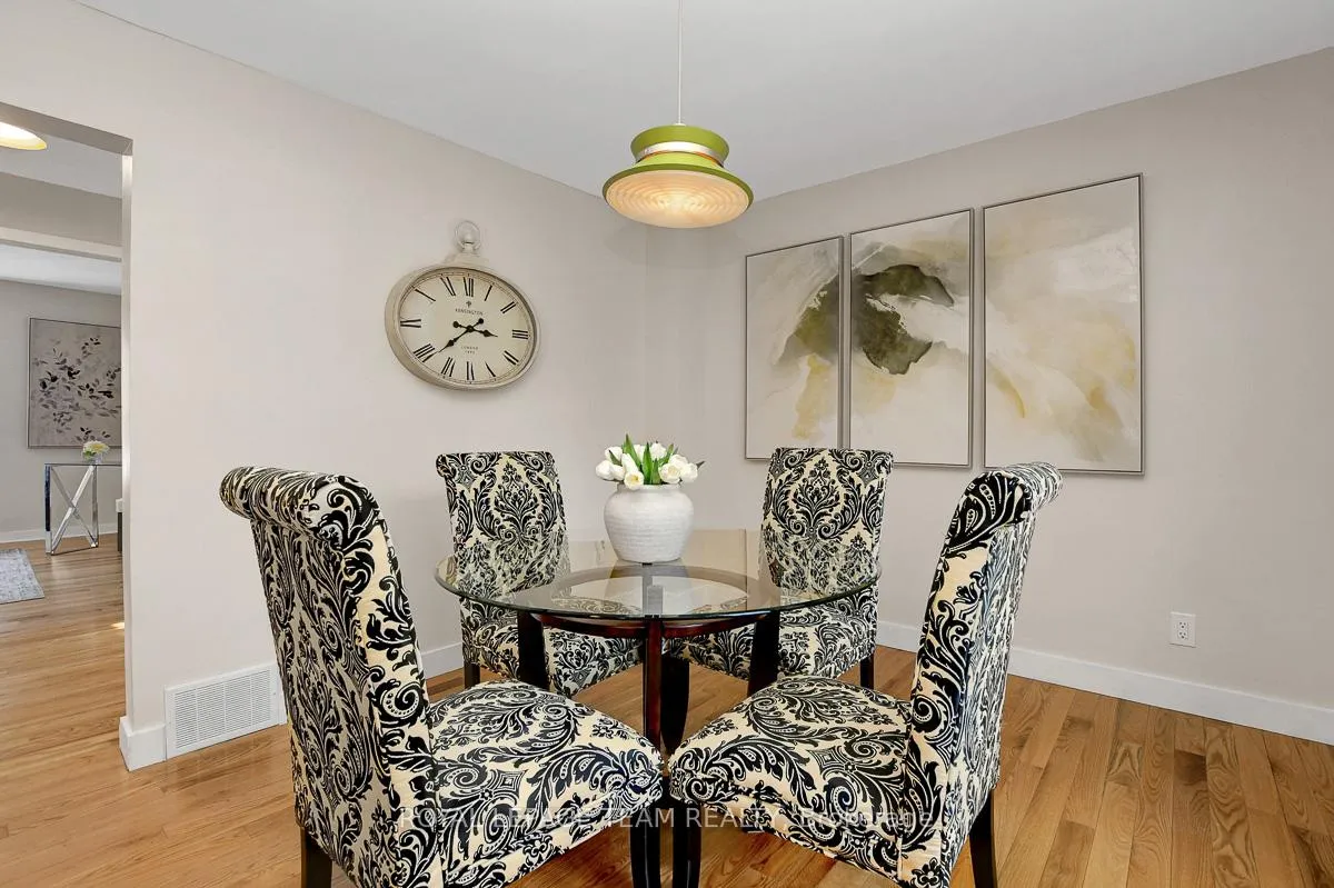 Photo 9 of 27 Winchester Drive, Ottawa, Kanata - Glencairn/Hazeldean — HOMEH