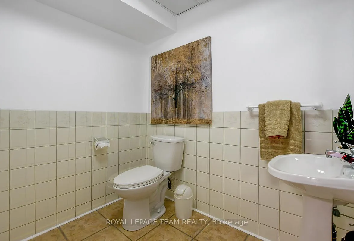 Photo 27 of 27 Winchester Drive, Ottawa, Kanata - Glencairn/Hazeldean — HOMEH
