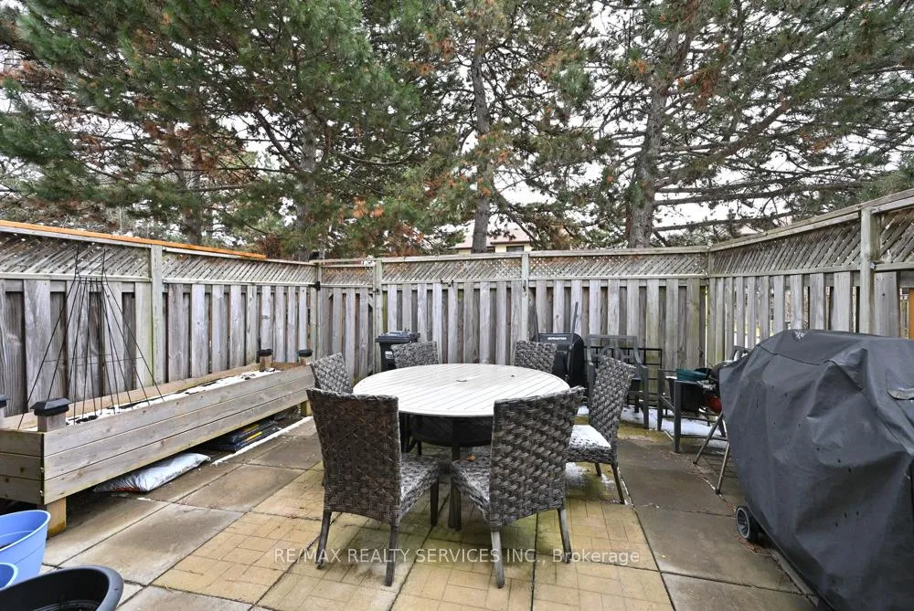 Photo 28 of 8 Collins Crescent, Brampton, Brampton North — HOMEH