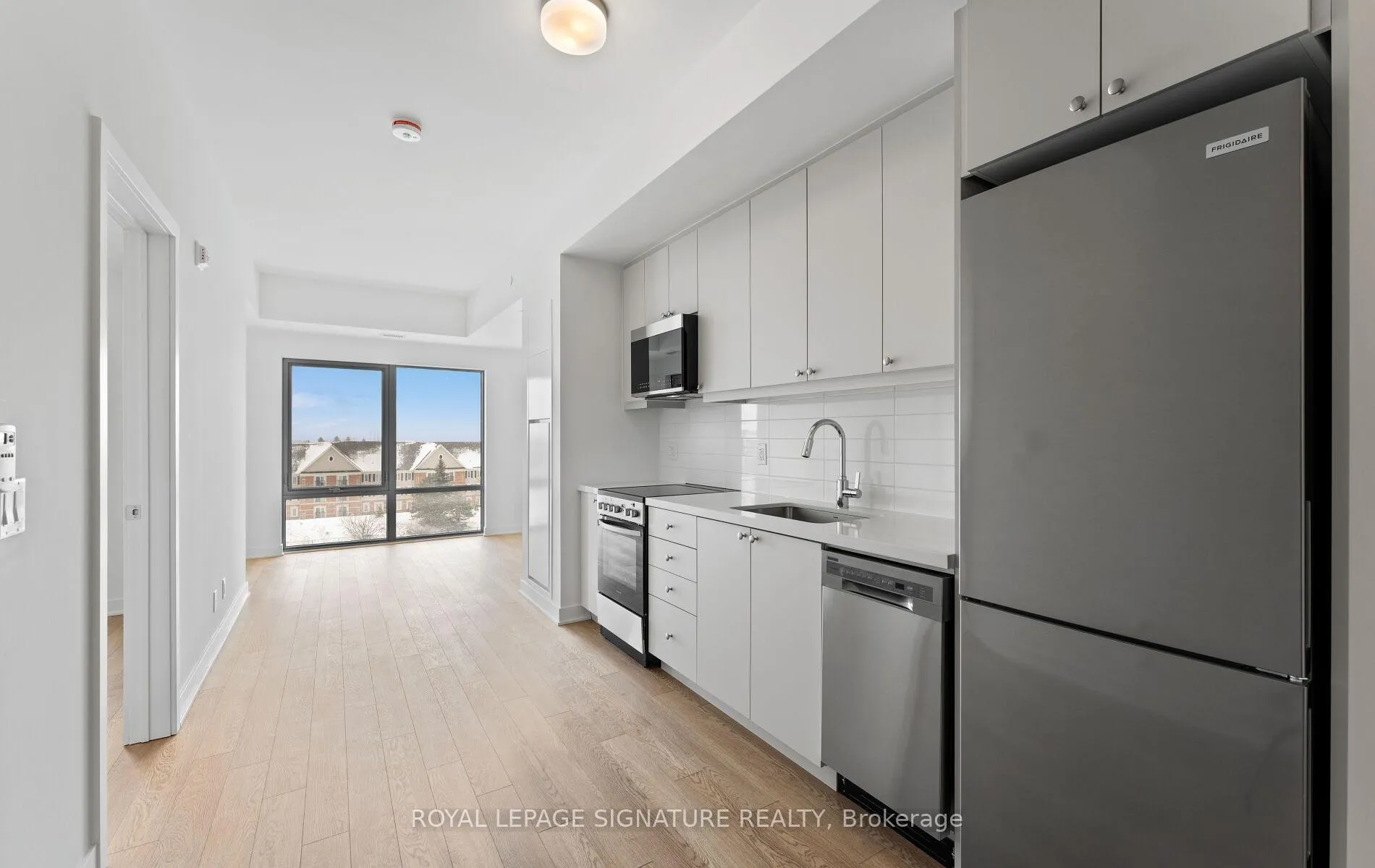 Photo 9 of Unit 504, 51 Clarington Blvd, Clarington, Bowmanville — HOMEH