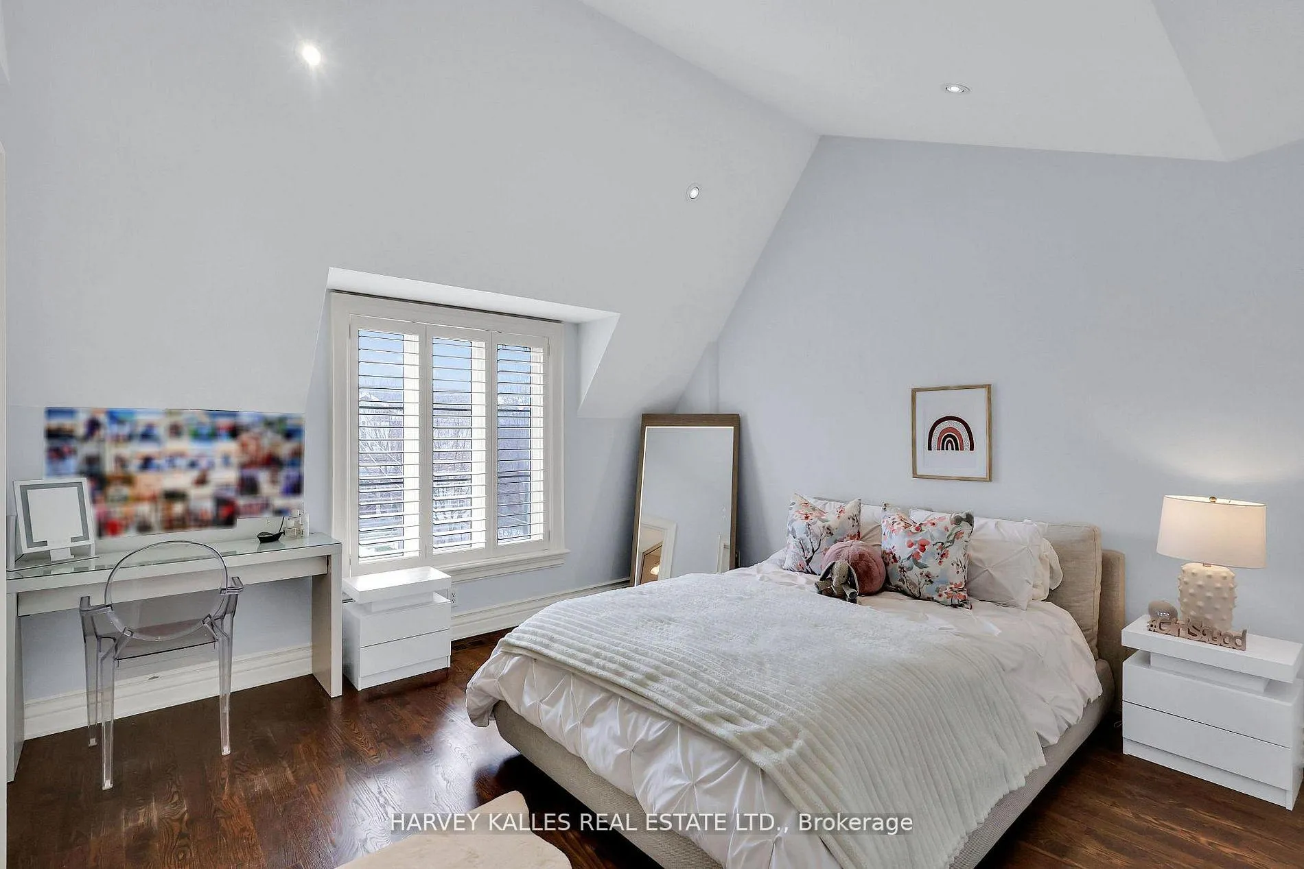 Photo 26 of 76 Dunblaine Avenue, Toronto, Bedford Park-Nortown — HOMEH