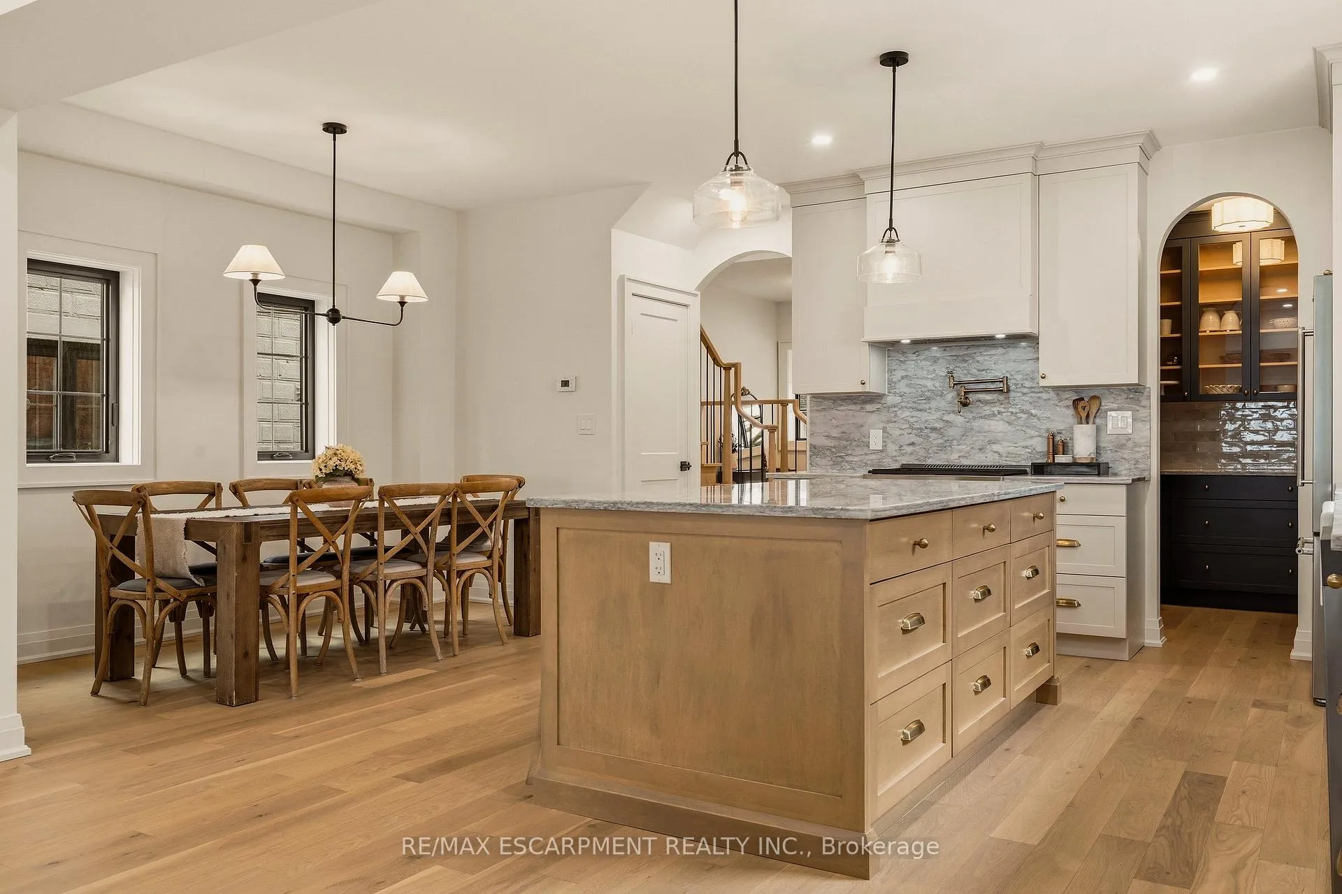 Photo 12 of 30 Matilda Street N, Hamilton, Dundas — HOMEH