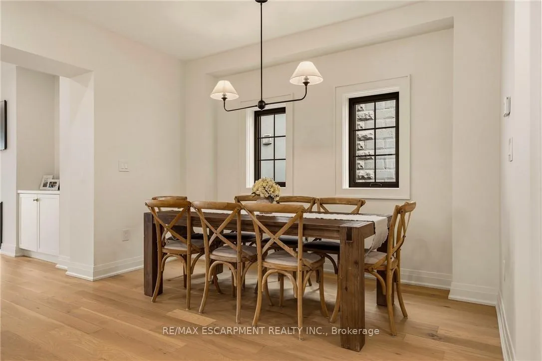 Photo 17 of 30 Matilda Street N, Hamilton, Dundas — HOMEH