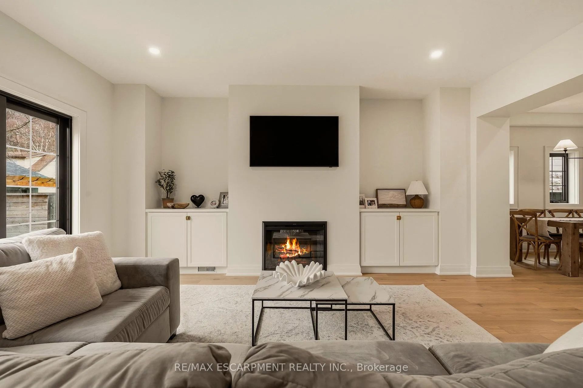 Photo 20 of 30 Matilda Street N, Hamilton, Dundas — HOMEH