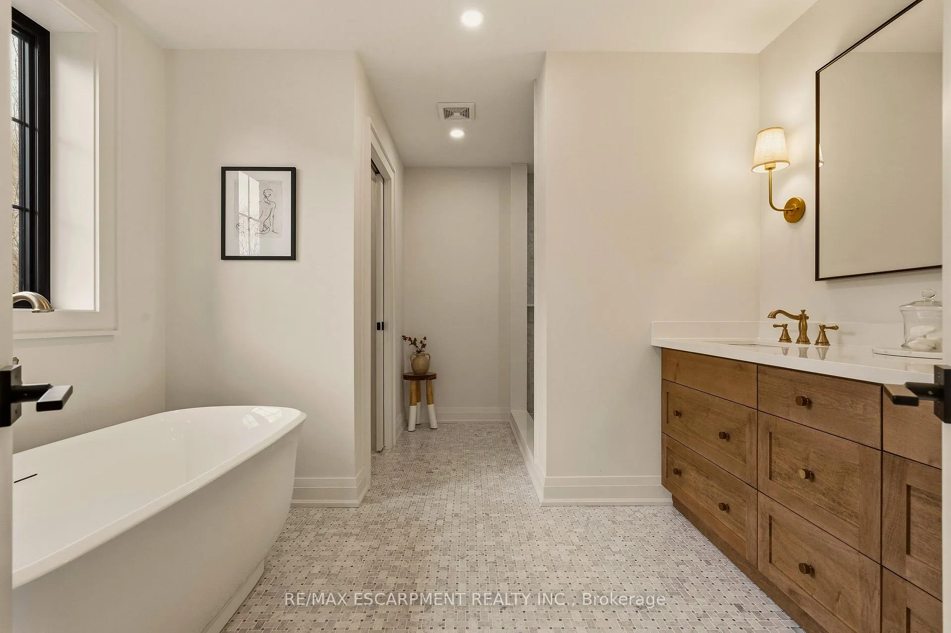 Photo 28 of 30 Matilda Street N, Hamilton, Dundas — HOMEH