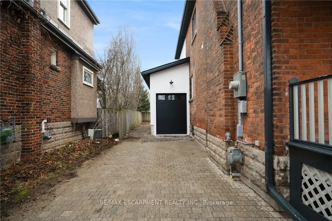 Photo 47 of 30 Matilda Street N, Hamilton, Dundas — HOMEH
