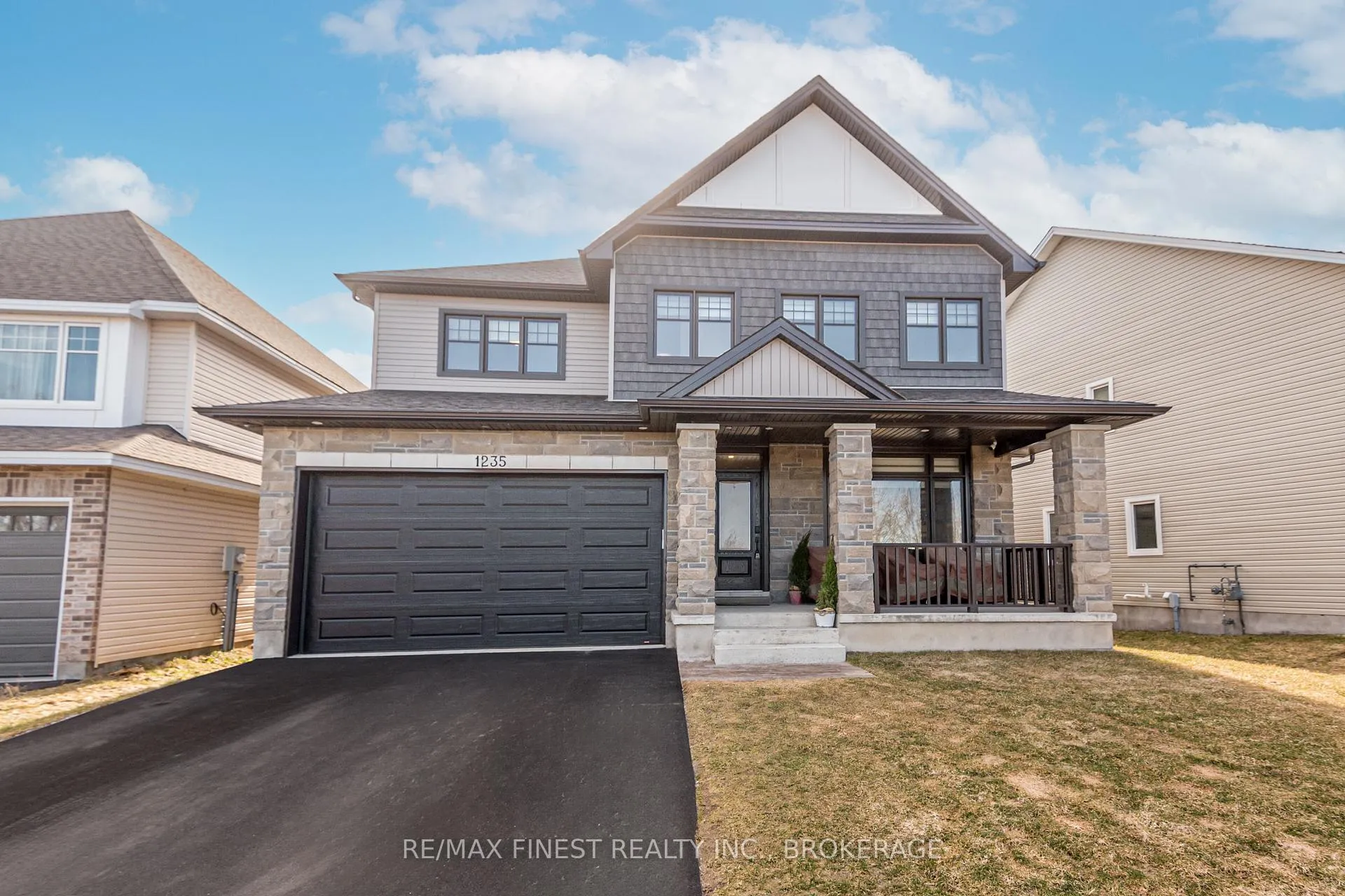 Photo 1 of 1235 Waterside Way, Kingston, Kingston East (Incl Barret Crt) — HOMEH