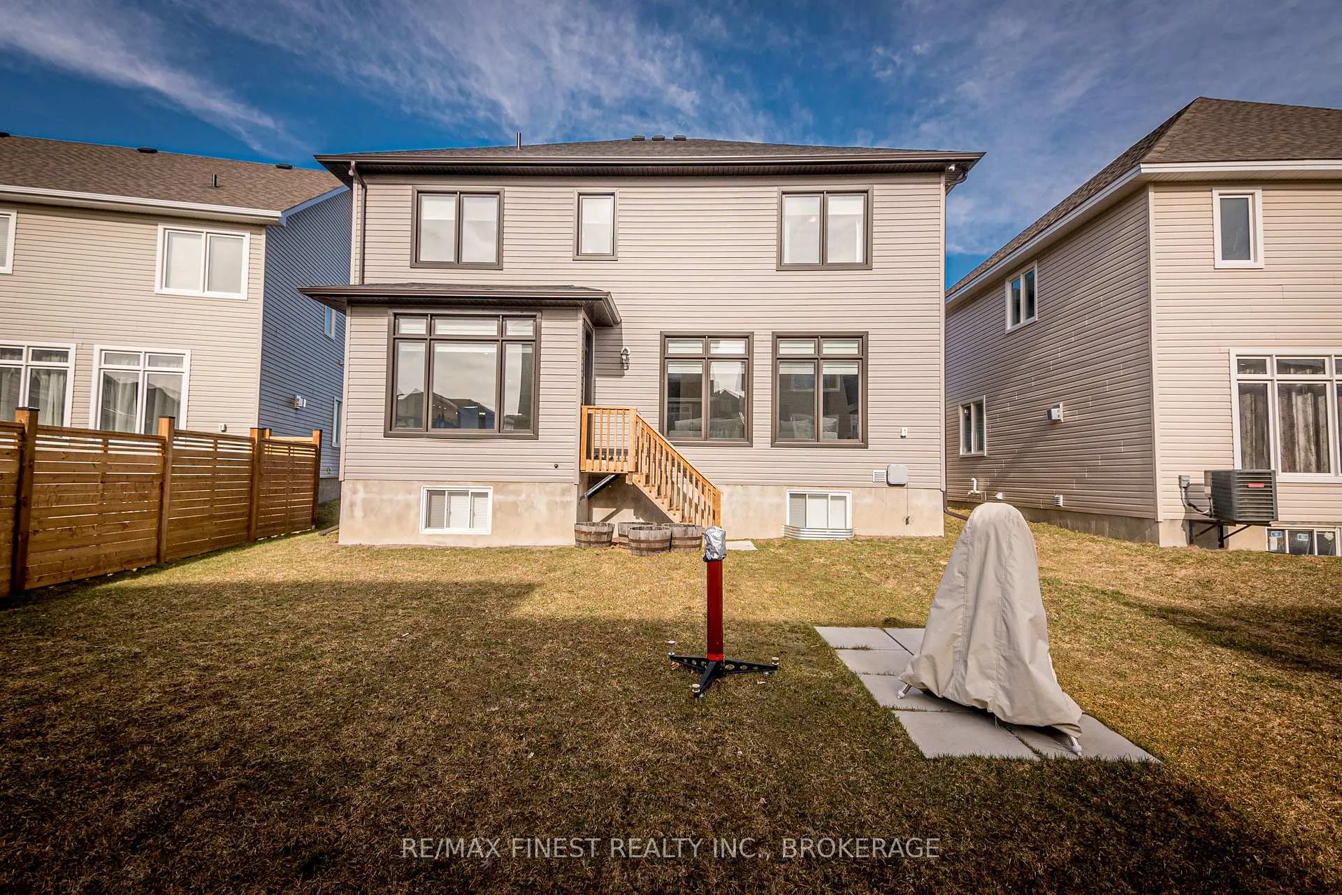 Photo 41 of 1235 Waterside Way, Kingston, Kingston East (Incl Barret Crt) — HOMEH
