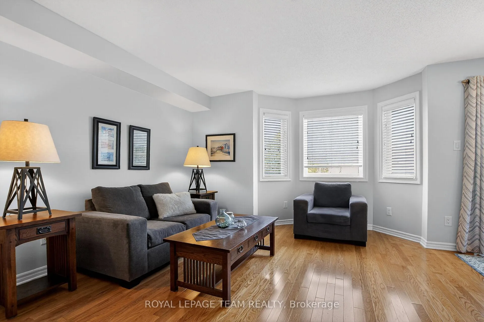 Photo 14 of 114 Tandalee Crescent, Ottawa, Kanata - Emerald Meadows/Trailwest — HOMEH