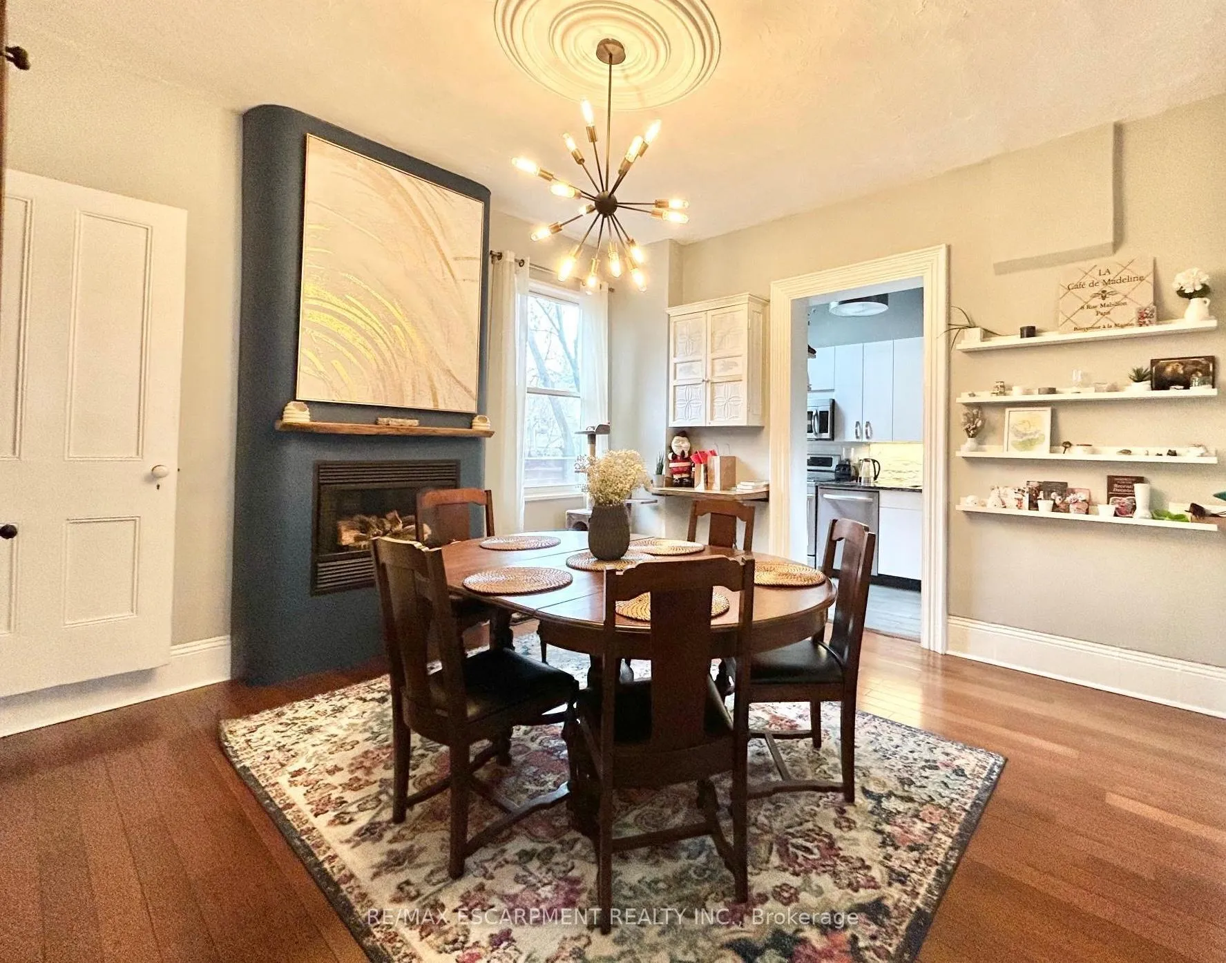 Photo 3 of 276 Hunter Street W, Hamilton, Kirkendall — HOMEH