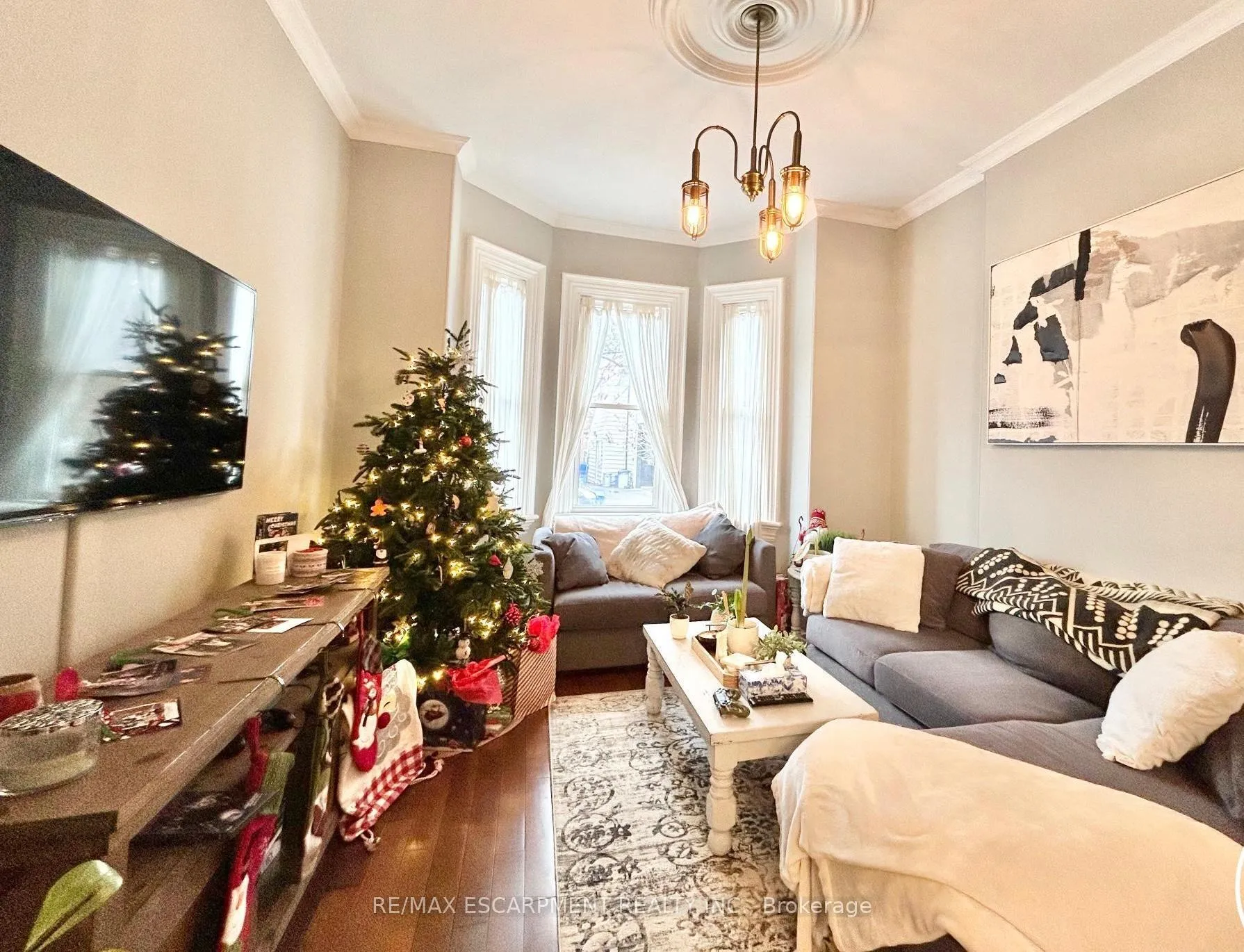 Photo 7 of 276 Hunter Street W, Hamilton, Kirkendall — HOMEH