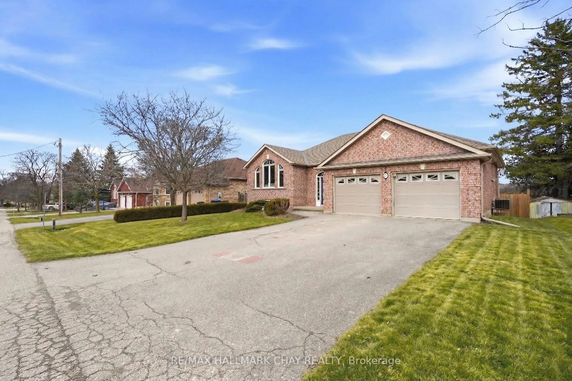 Photo 2 of 57 Tecumseth Street S, New Tecumseth, Beeton — HOMEH
