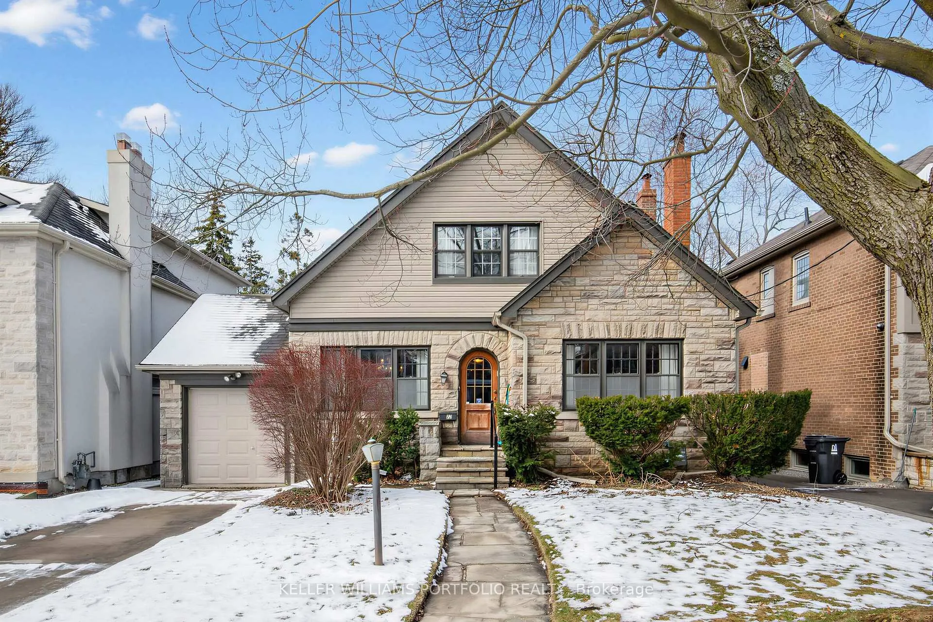 Photo 2 of 22 Glen Cedar Road, Toronto, Humewood-Cedarvale — HOMEH