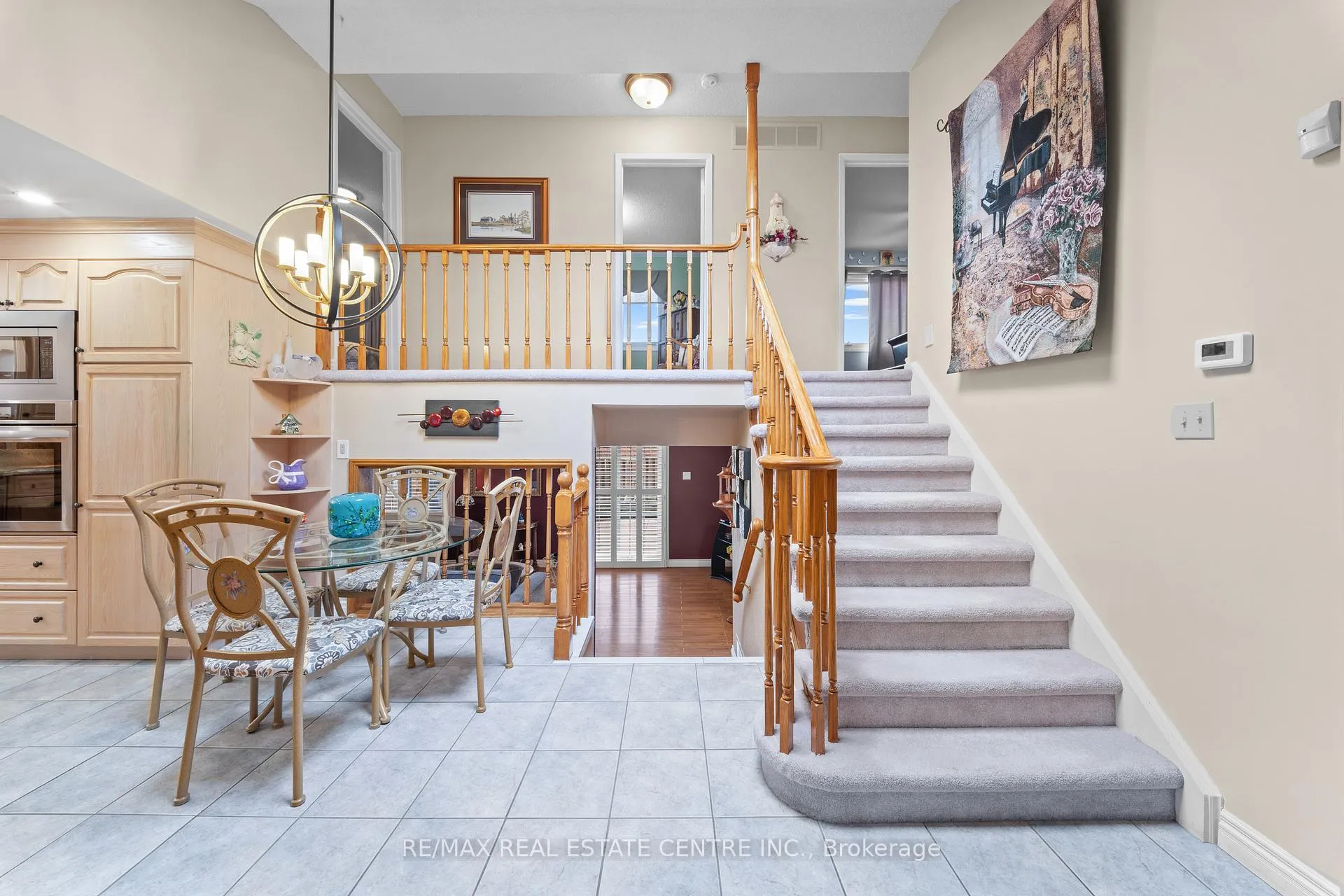 Photo 22 of 15 Blackthorn Lane, Brampton, Brampton North — HOMEH