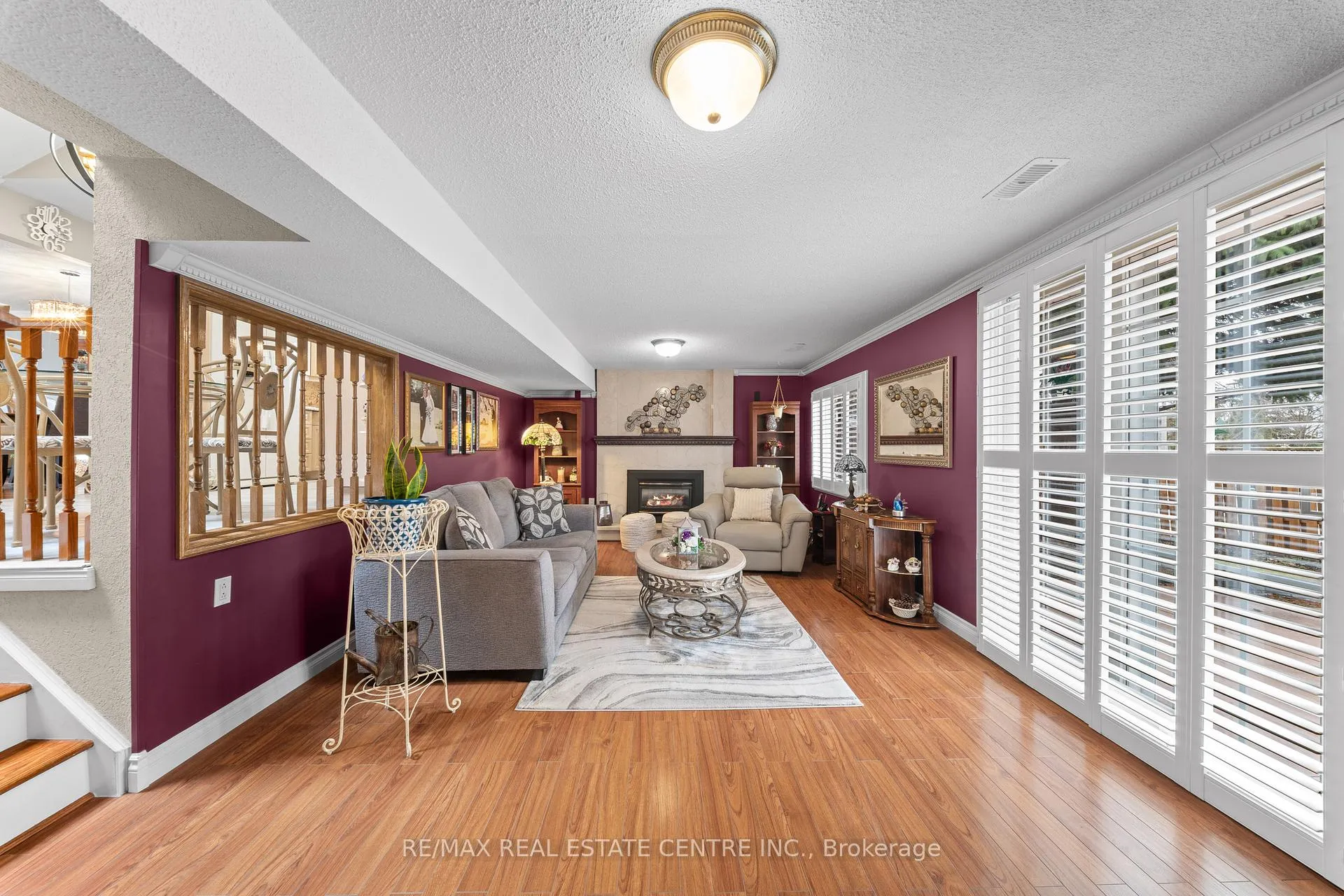 Photo 23 of 15 Blackthorn Lane, Brampton, Brampton North — HOMEH