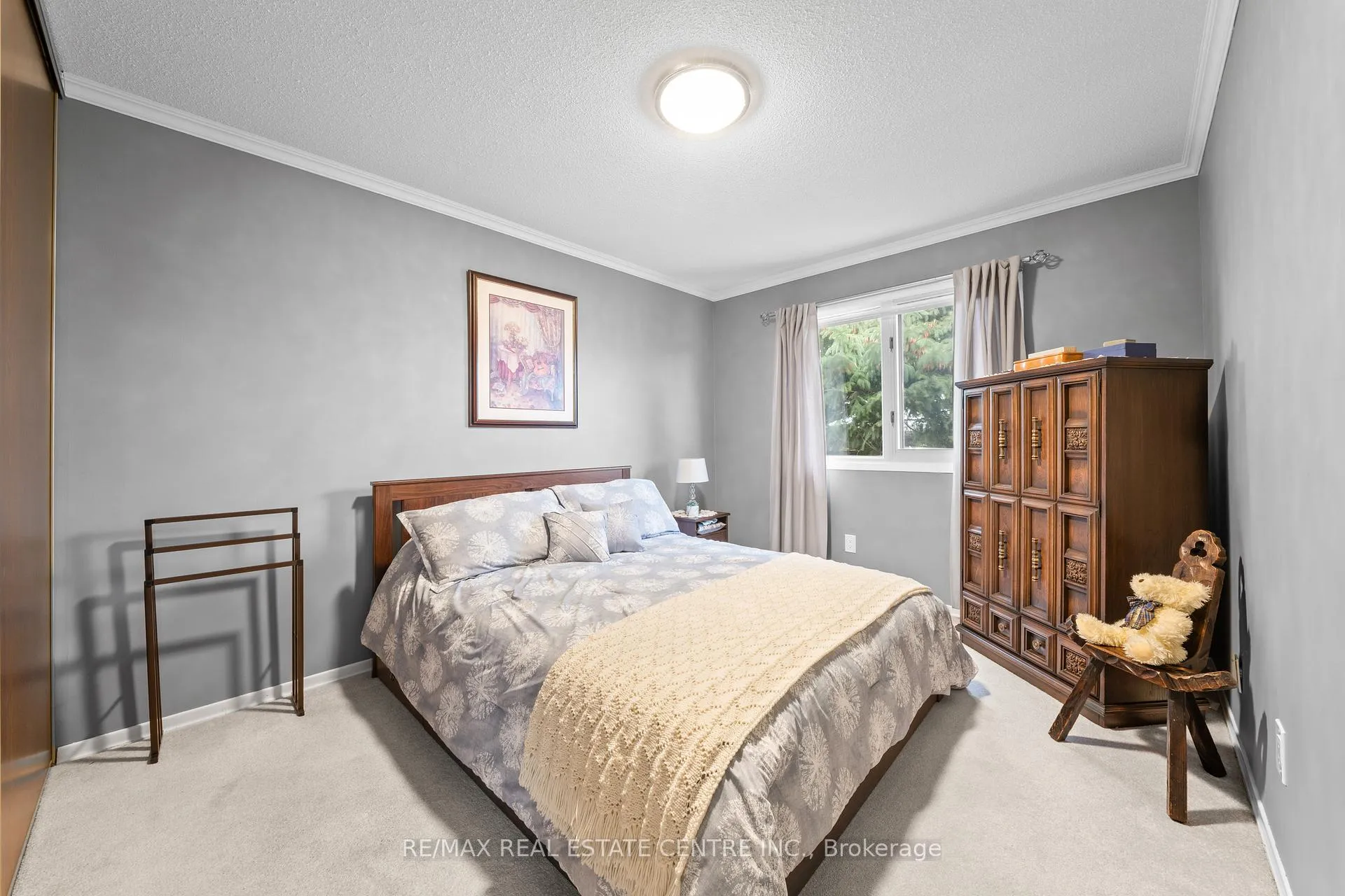 Photo 33 of 15 Blackthorn Lane, Brampton, Brampton North — HOMEH