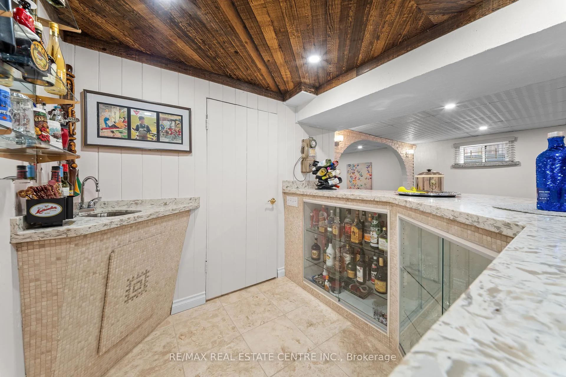 Photo 39 of 15 Blackthorn Lane, Brampton, Brampton North — HOMEH