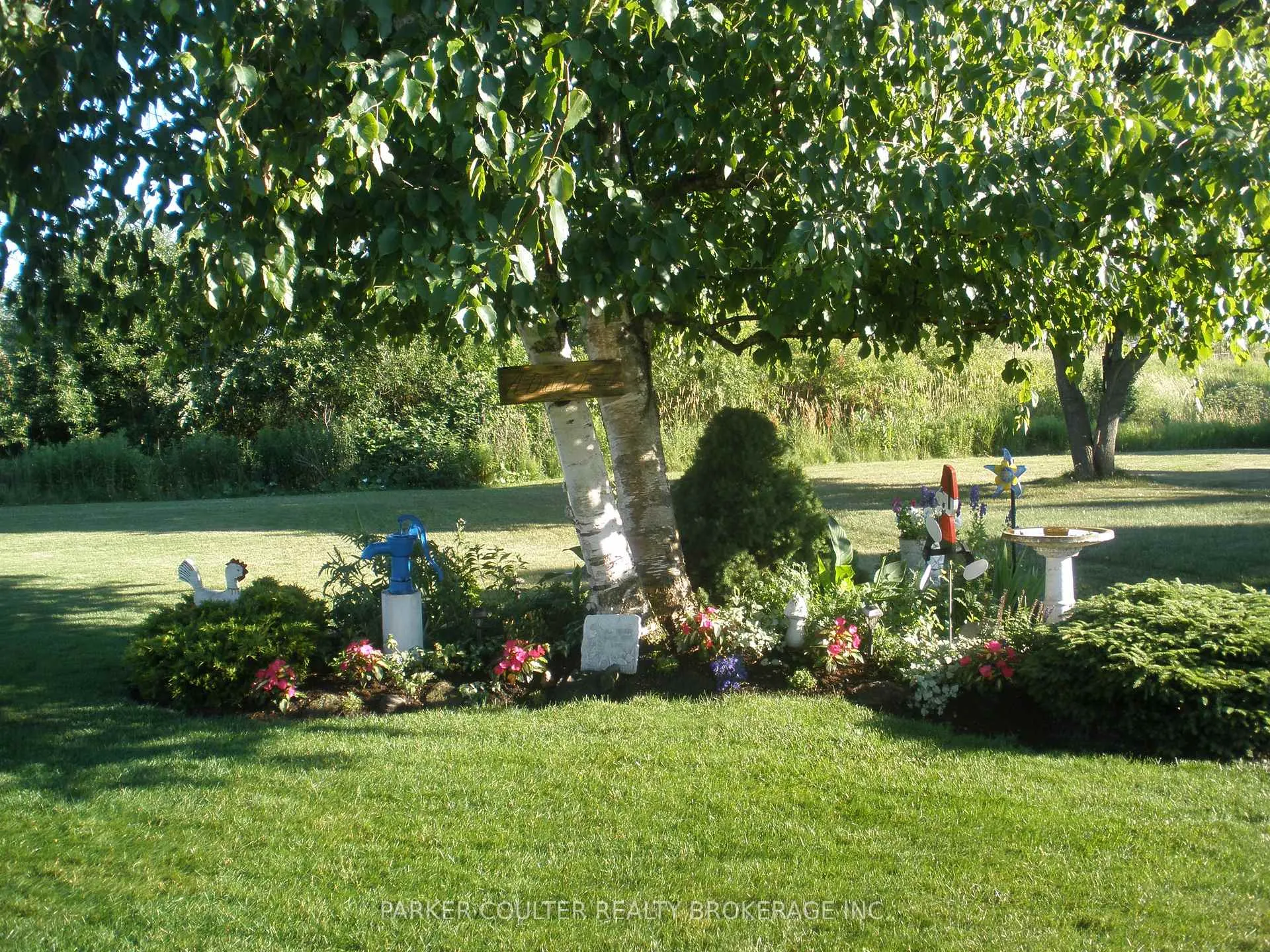 Photo 3 of 5 Hearts Content, Innisfil, Rural Innisfil — HOMEH