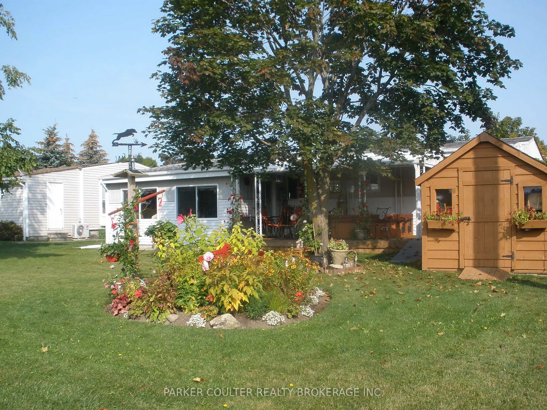 Photo 8 of 5 Hearts Content, Innisfil, Rural Innisfil — HOMEH