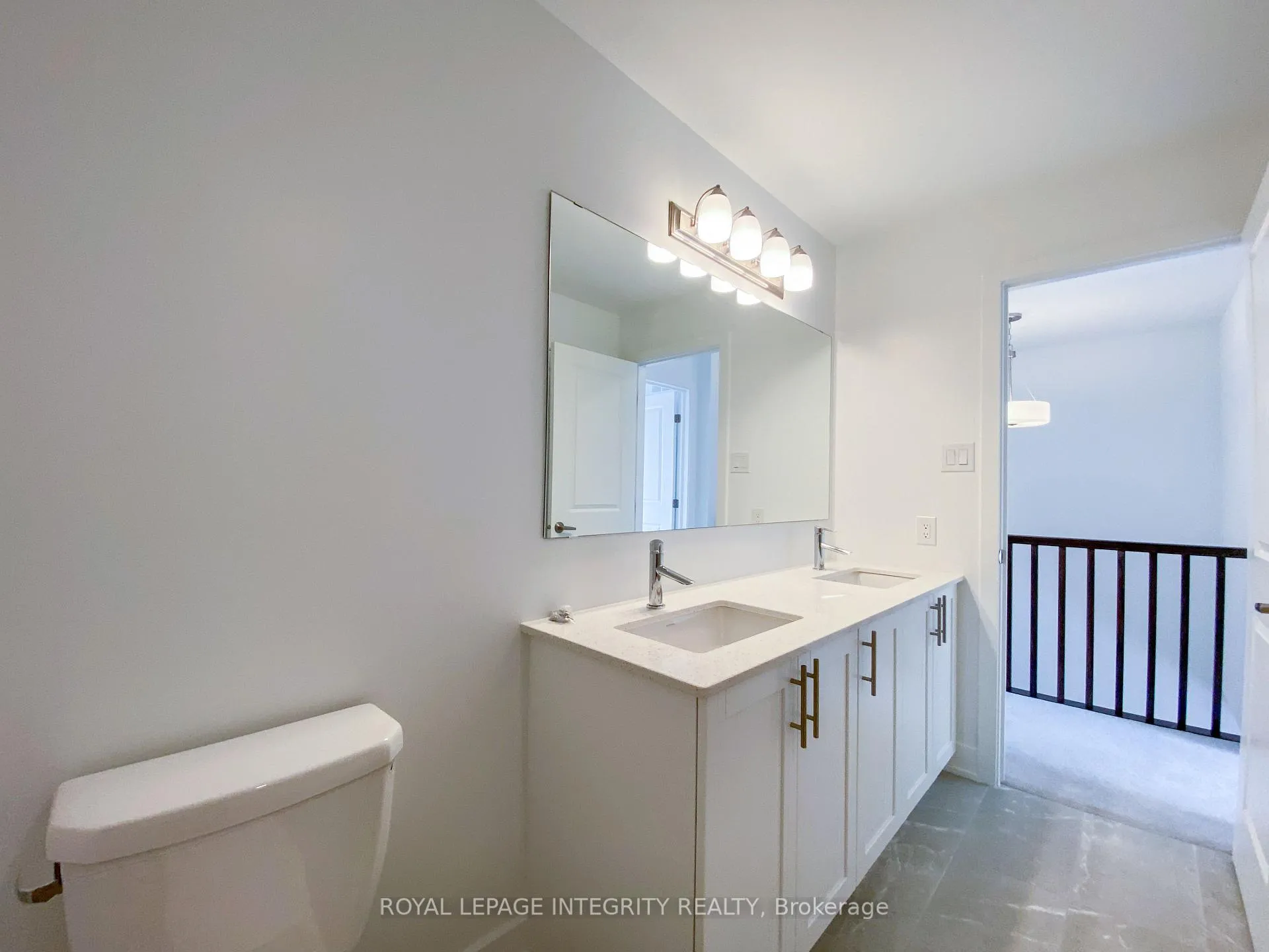 Photo 21 of 239 Zinnia Way, Ottawa, Riverside South/Gloucester Glen — HOMEH