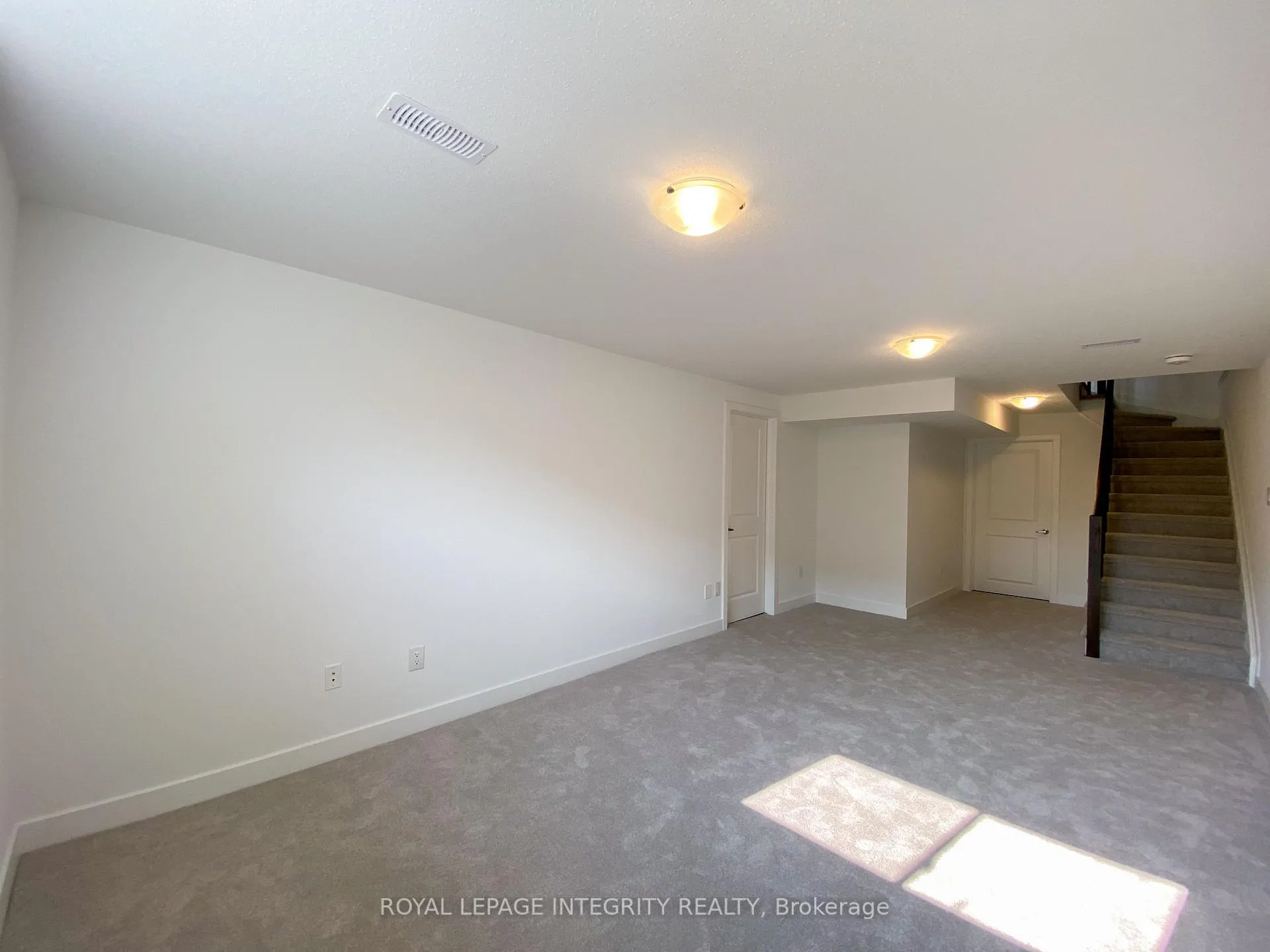 Photo 23 of 239 Zinnia Way, Ottawa, Riverside South/Gloucester Glen — HOMEH