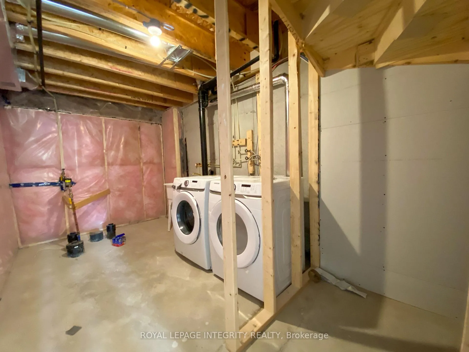 Photo 24 of 239 Zinnia Way, Ottawa, Riverside South/Gloucester Glen — HOMEH