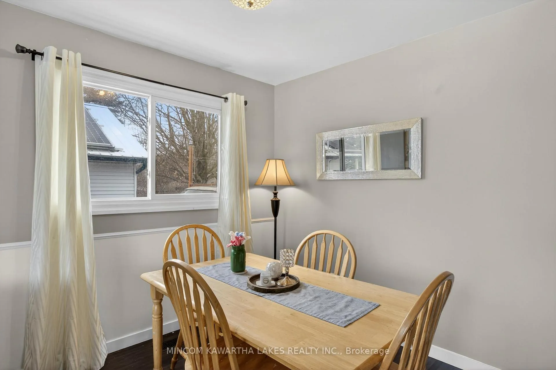 Photo 11 of 614 Corrigan Crescent, Peterborough, Ashburnham Ward 4 — HOMEH