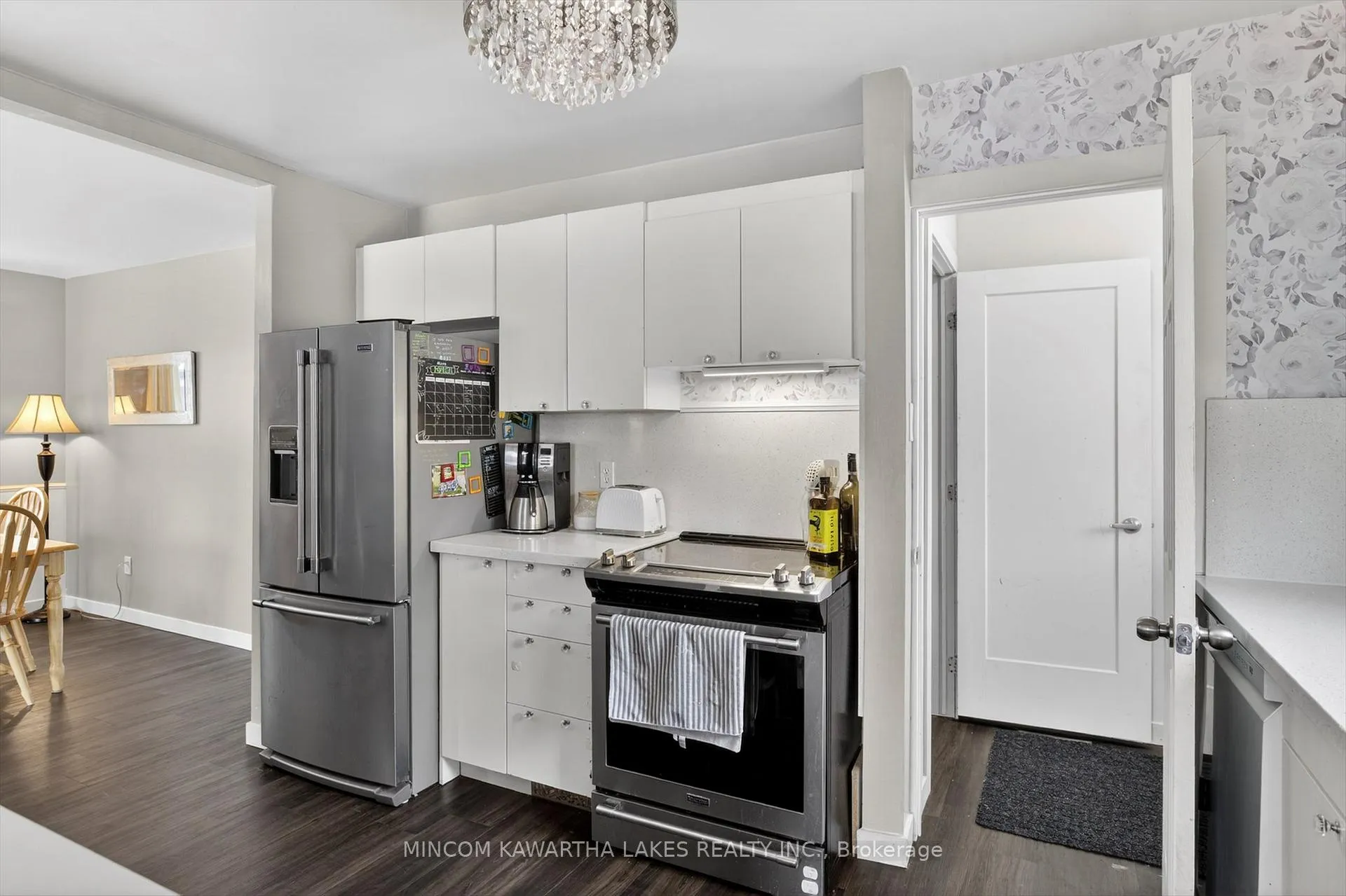 Photo 18 of 614 Corrigan Crescent, Peterborough, Ashburnham Ward 4 — HOMEH