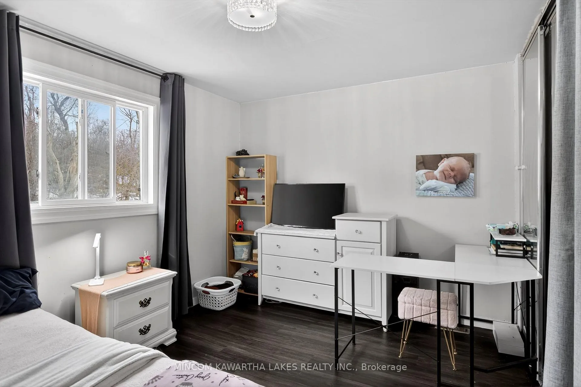 Photo 21 of 614 Corrigan Crescent, Peterborough, Ashburnham Ward 4 — HOMEH