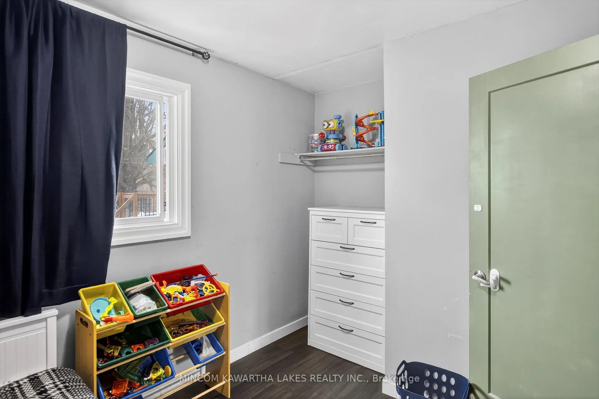 Photo 25 of 614 Corrigan Crescent, Peterborough, Ashburnham Ward 4 — HOMEH