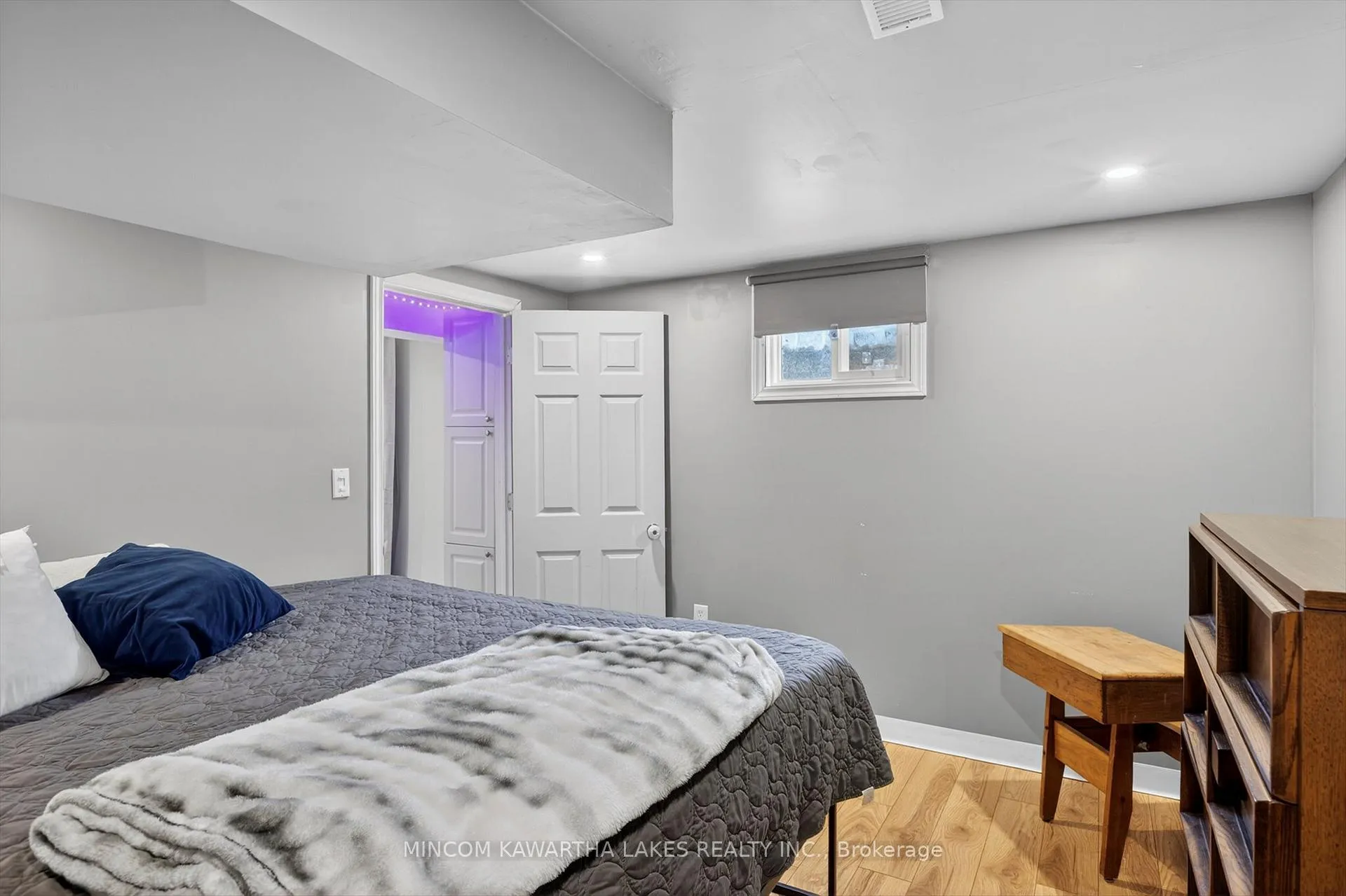 Photo 37 of 614 Corrigan Crescent, Peterborough, Ashburnham Ward 4 — HOMEH