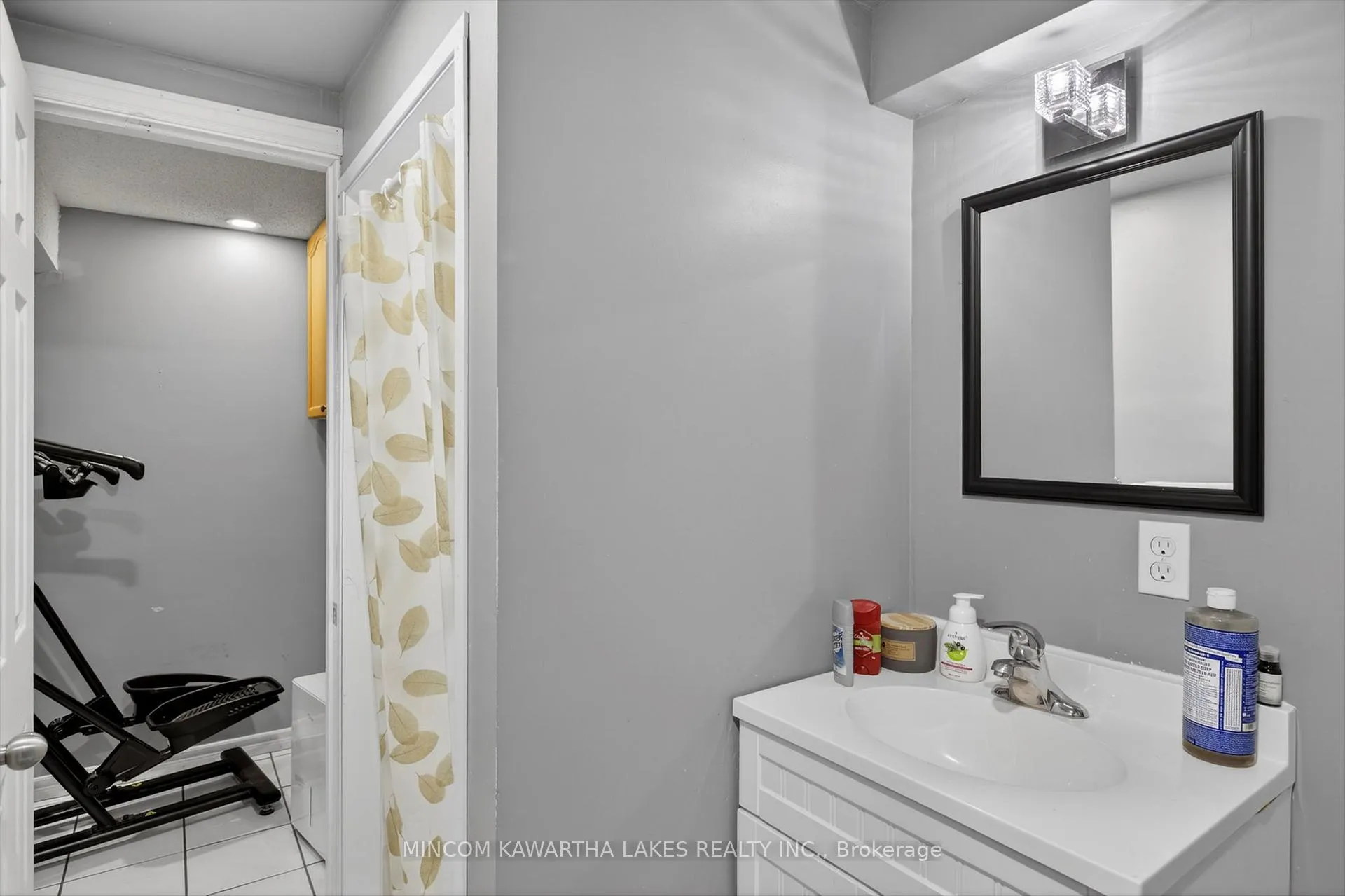 Photo 38 of 614 Corrigan Crescent, Peterborough, Ashburnham Ward 4 — HOMEH