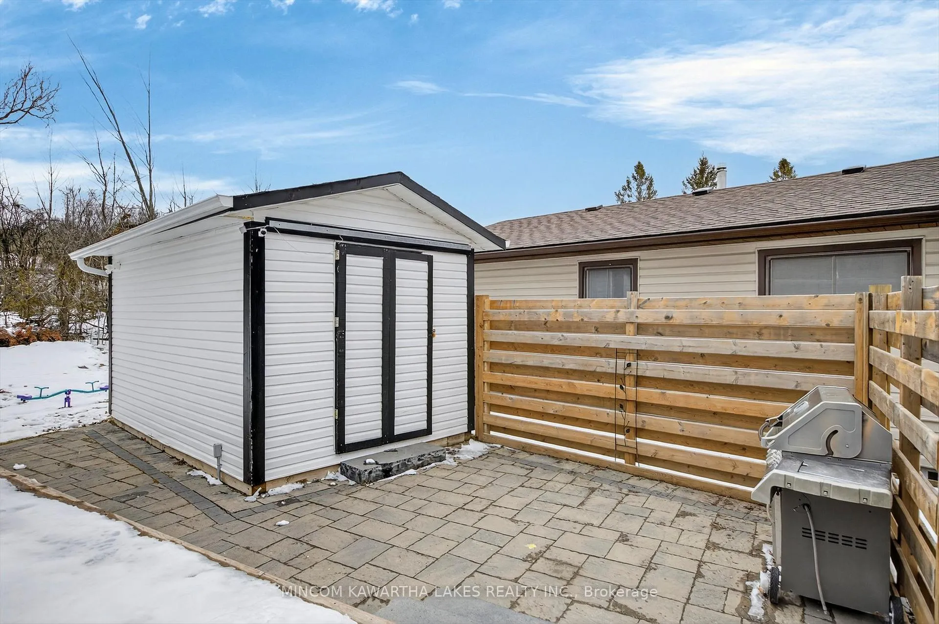 Photo 43 of 614 Corrigan Crescent, Peterborough, Ashburnham Ward 4 — HOMEH