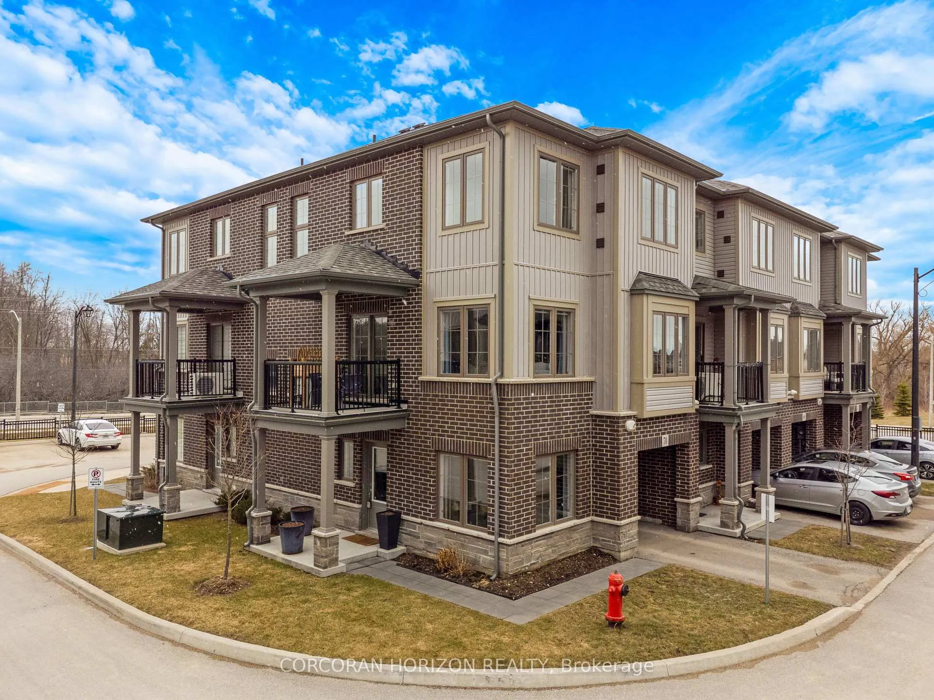 Photo 2 of Unit 70, 124 Compass Trail, Cambridge — HOMEH