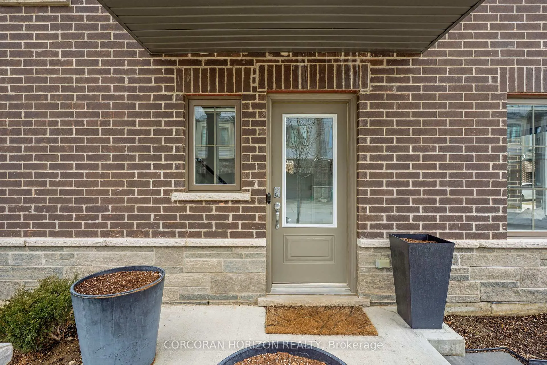 Photo 5 of Unit 70, 124 Compass Trail, Cambridge — HOMEH