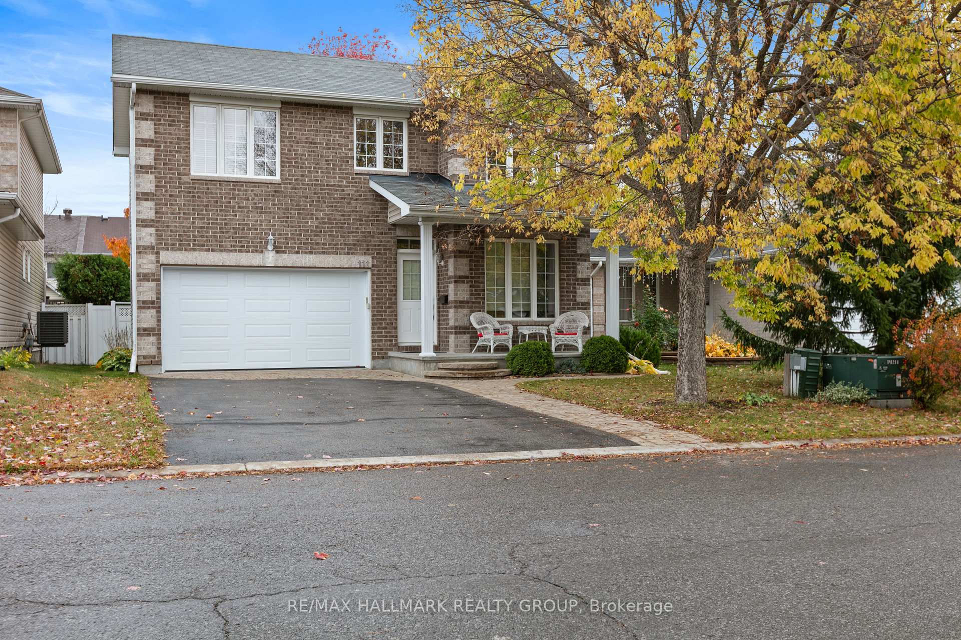 Photo 1 of 111 Woliston Crescent, Ottawa, Kanata - Morgan's Grant/South March — HOMEH