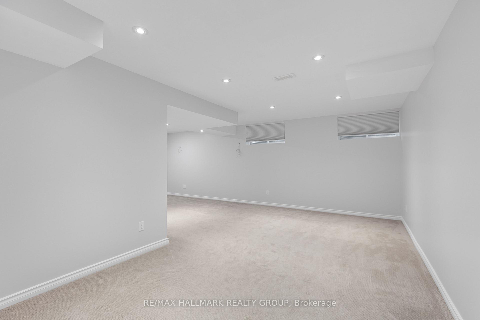 Photo 24 of 111 Woliston Crescent, Ottawa, Kanata - Morgan's Grant/South March — HOMEH