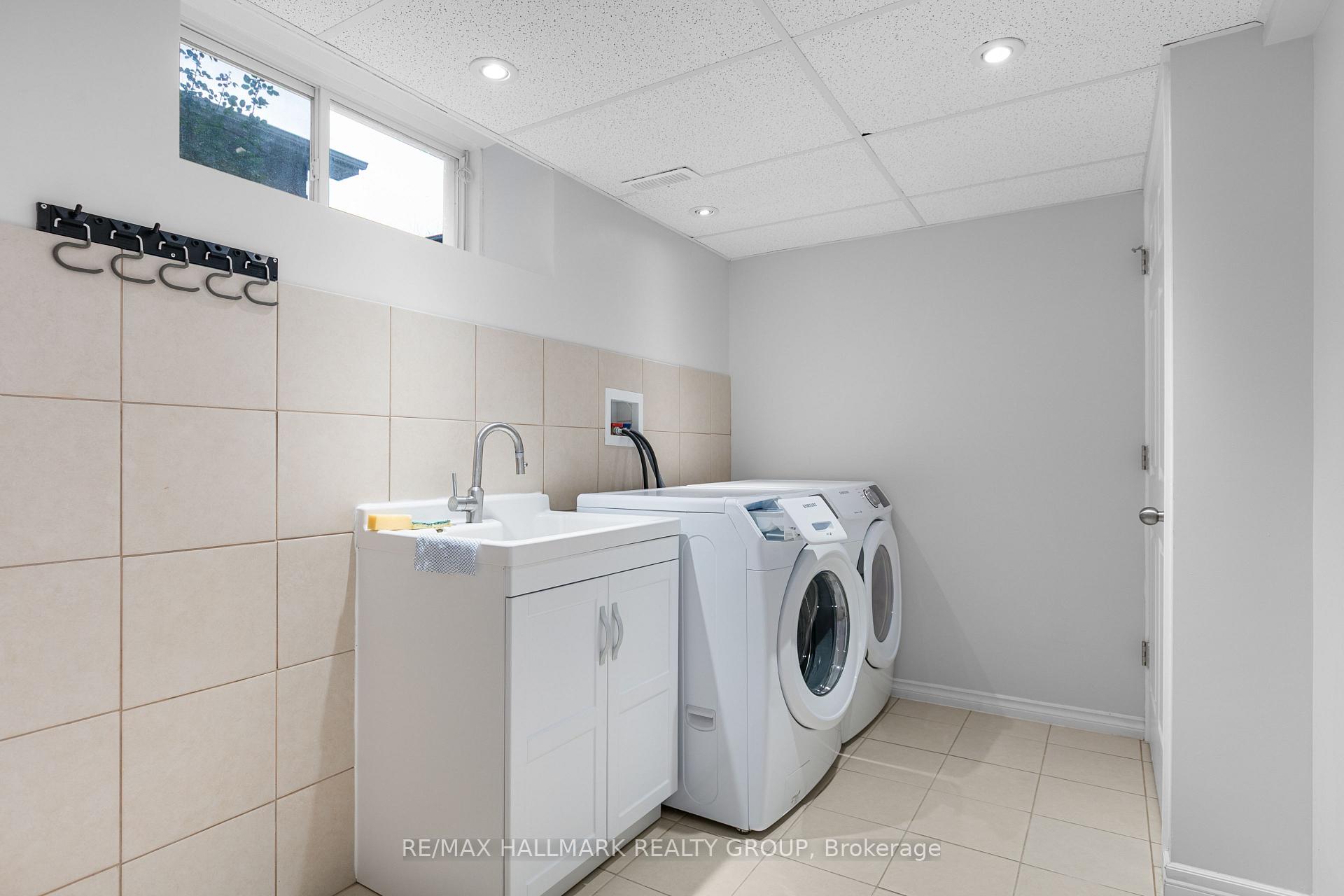 Photo 26 of 111 Woliston Crescent, Ottawa, Kanata - Morgan's Grant/South March — HOMEH