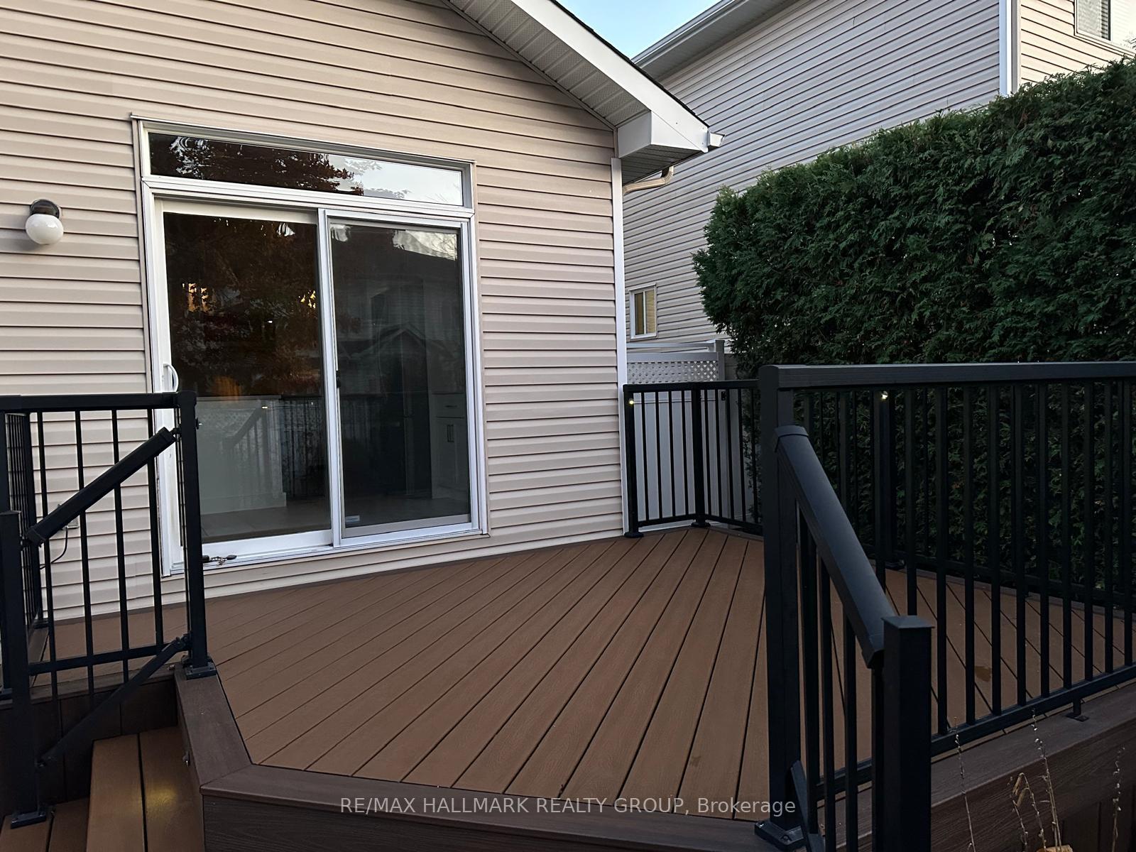Photo 31 of 111 Woliston Crescent, Ottawa, Kanata - Morgan's Grant/South March — HOMEH